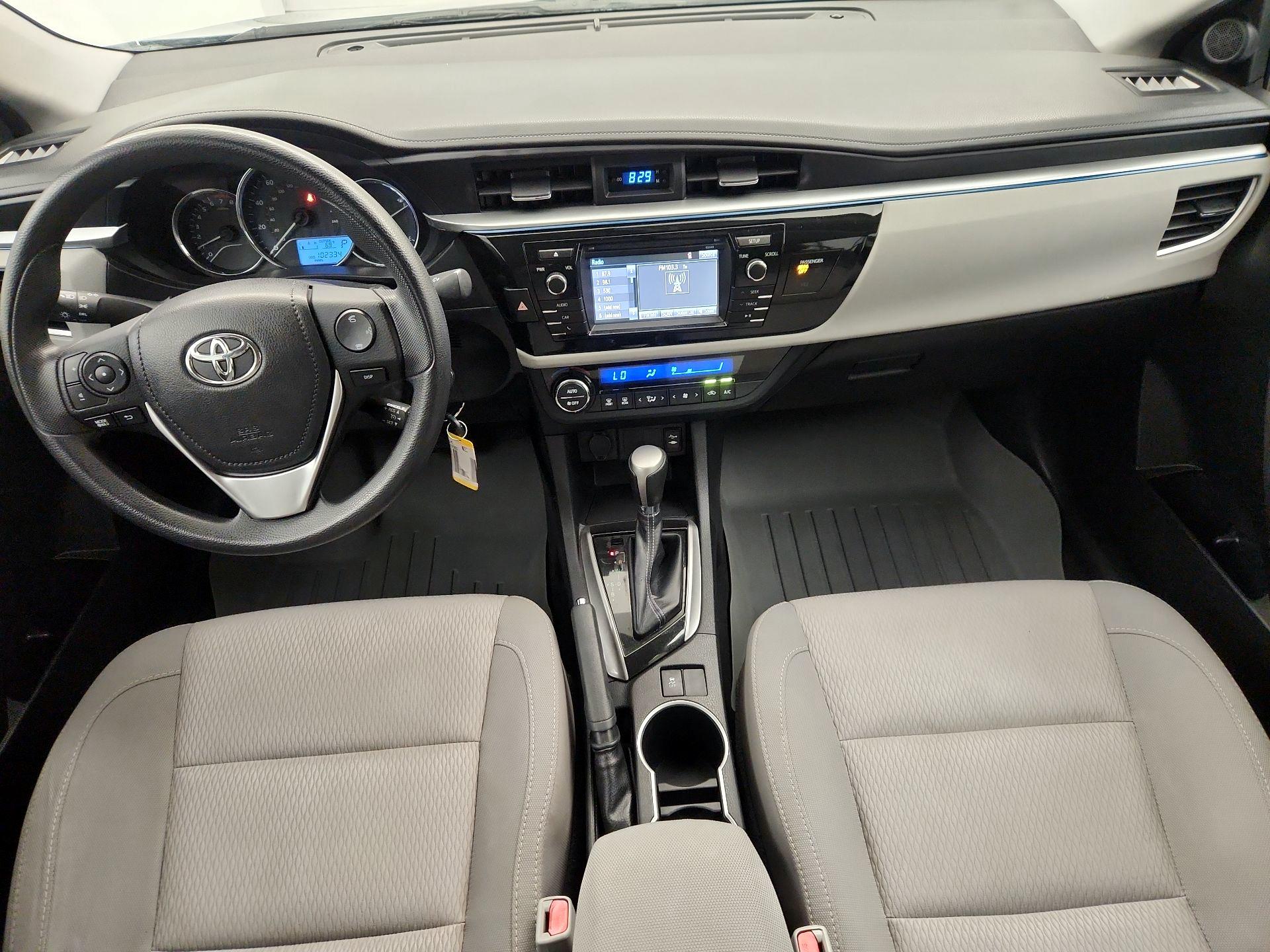 Thumbnail: 2015 Toyota Corolla - 9
