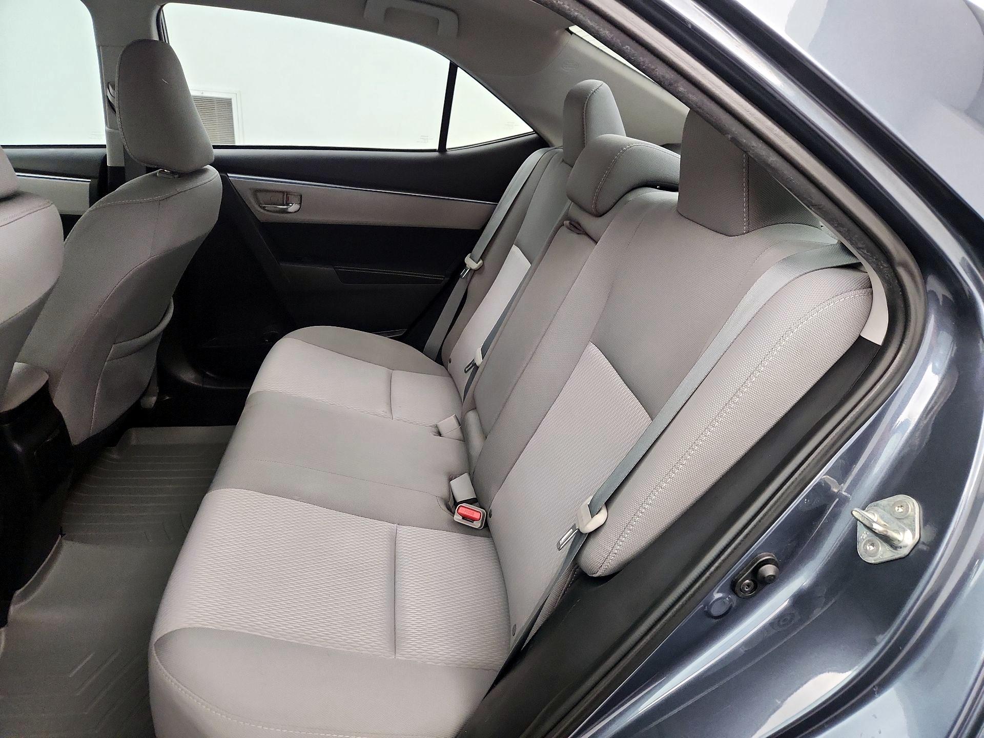 Thumbnail: 2015 Toyota Corolla - 19