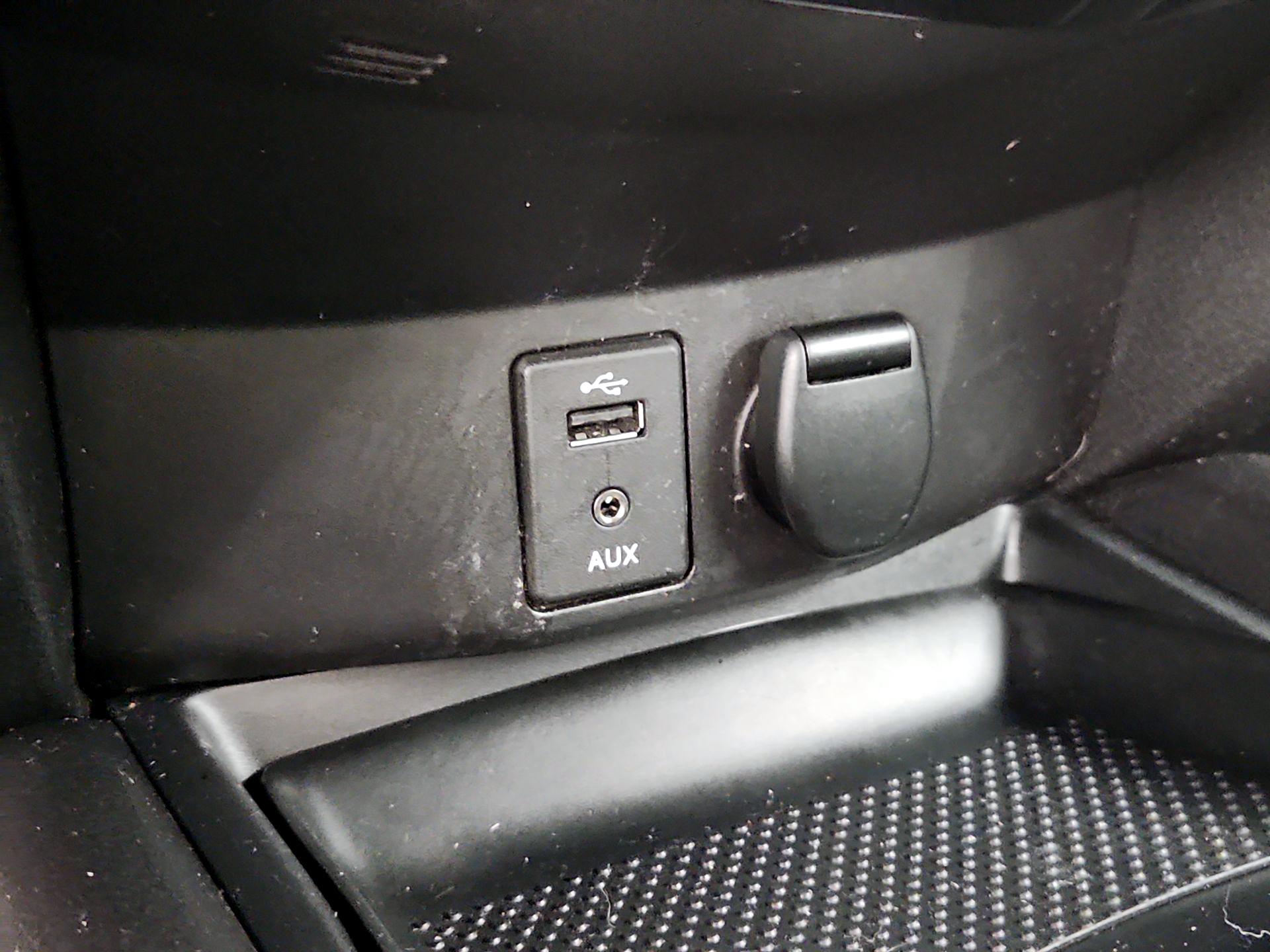 Thumbnail: 2014 Nissan Rogue - 18