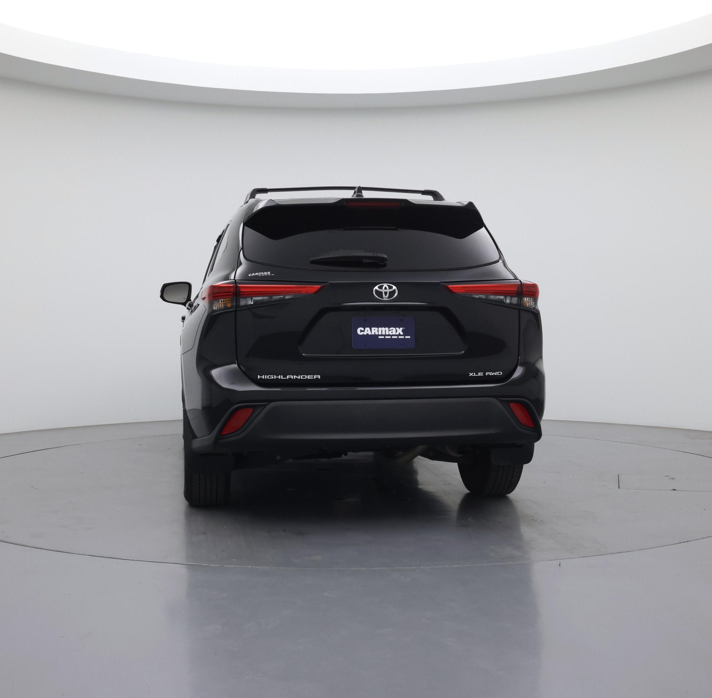 Thumbnail: 2023 Toyota Highlander - 6