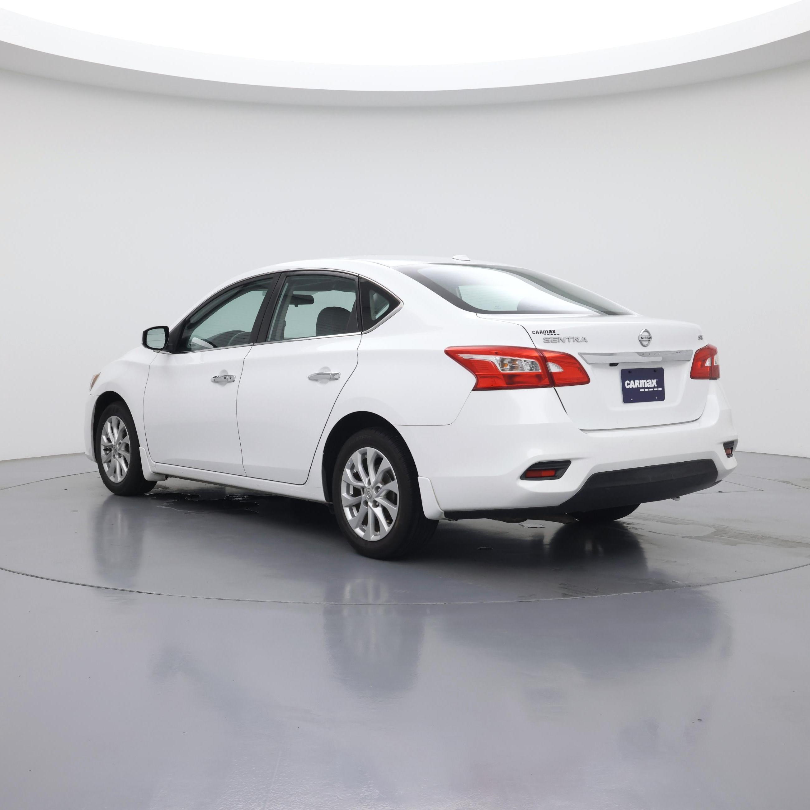 Thumbnail: 2017 Nissan Sentra - 2