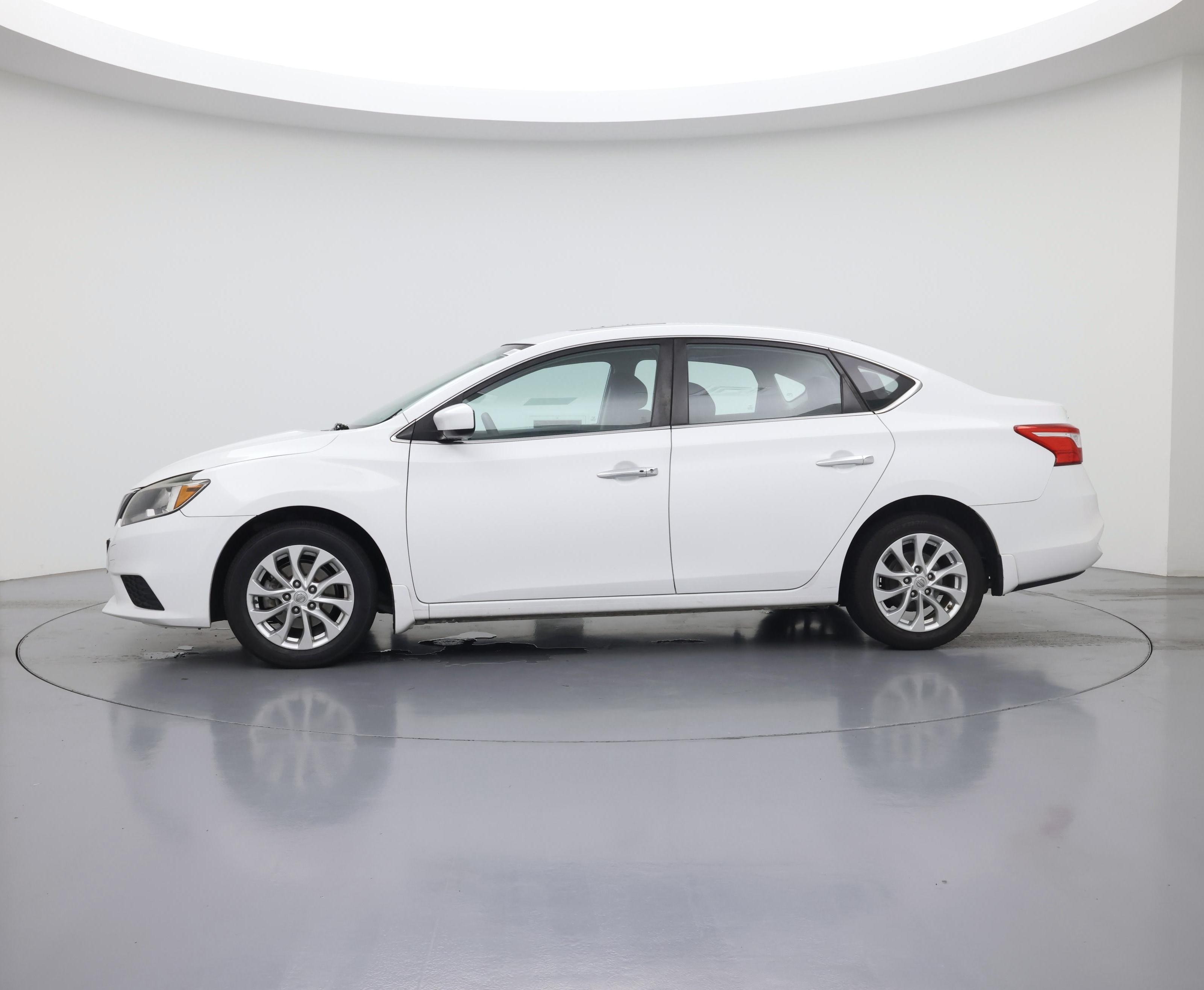 Thumbnail: 2017 Nissan Sentra - 3