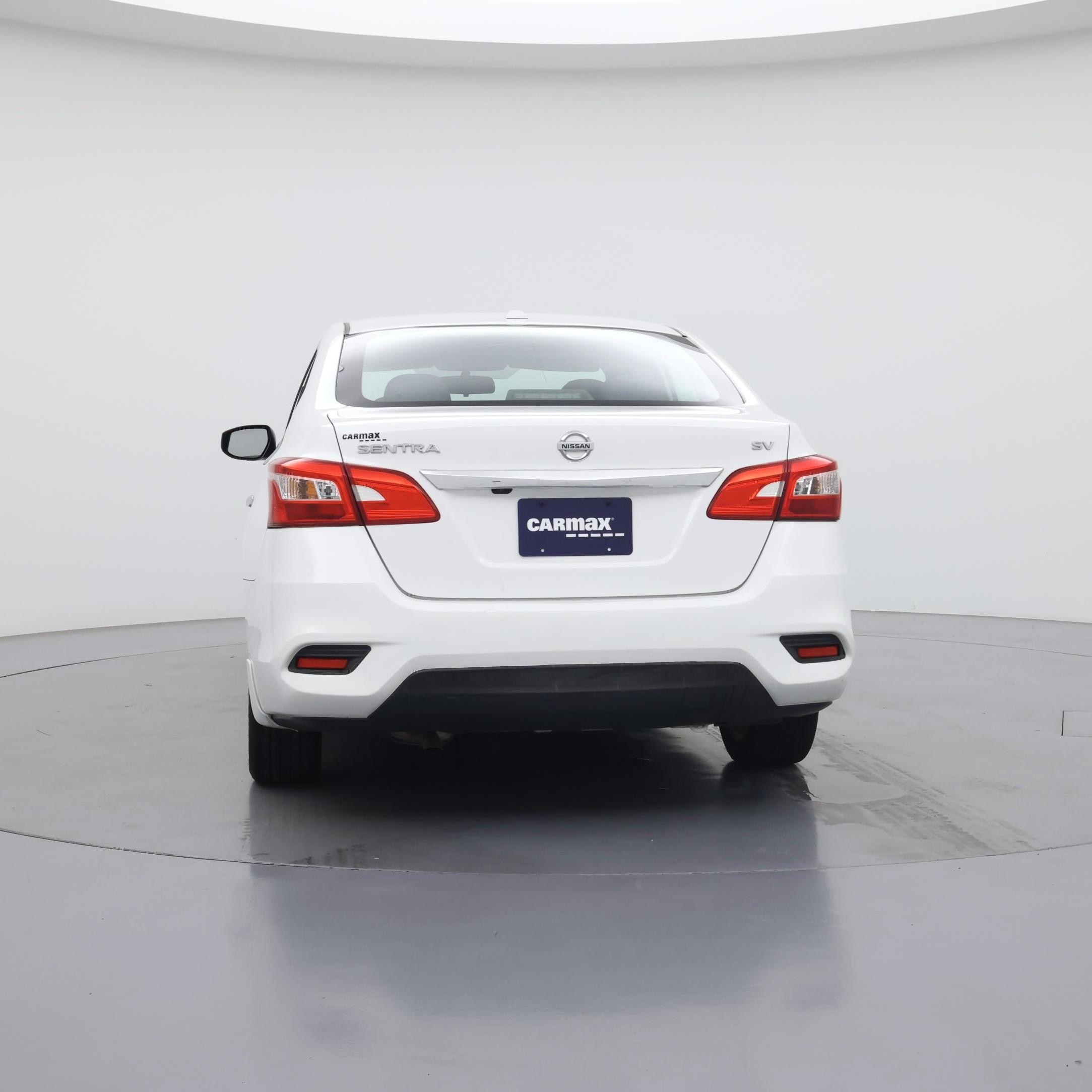 Thumbnail: 2017 Nissan Sentra - 6
