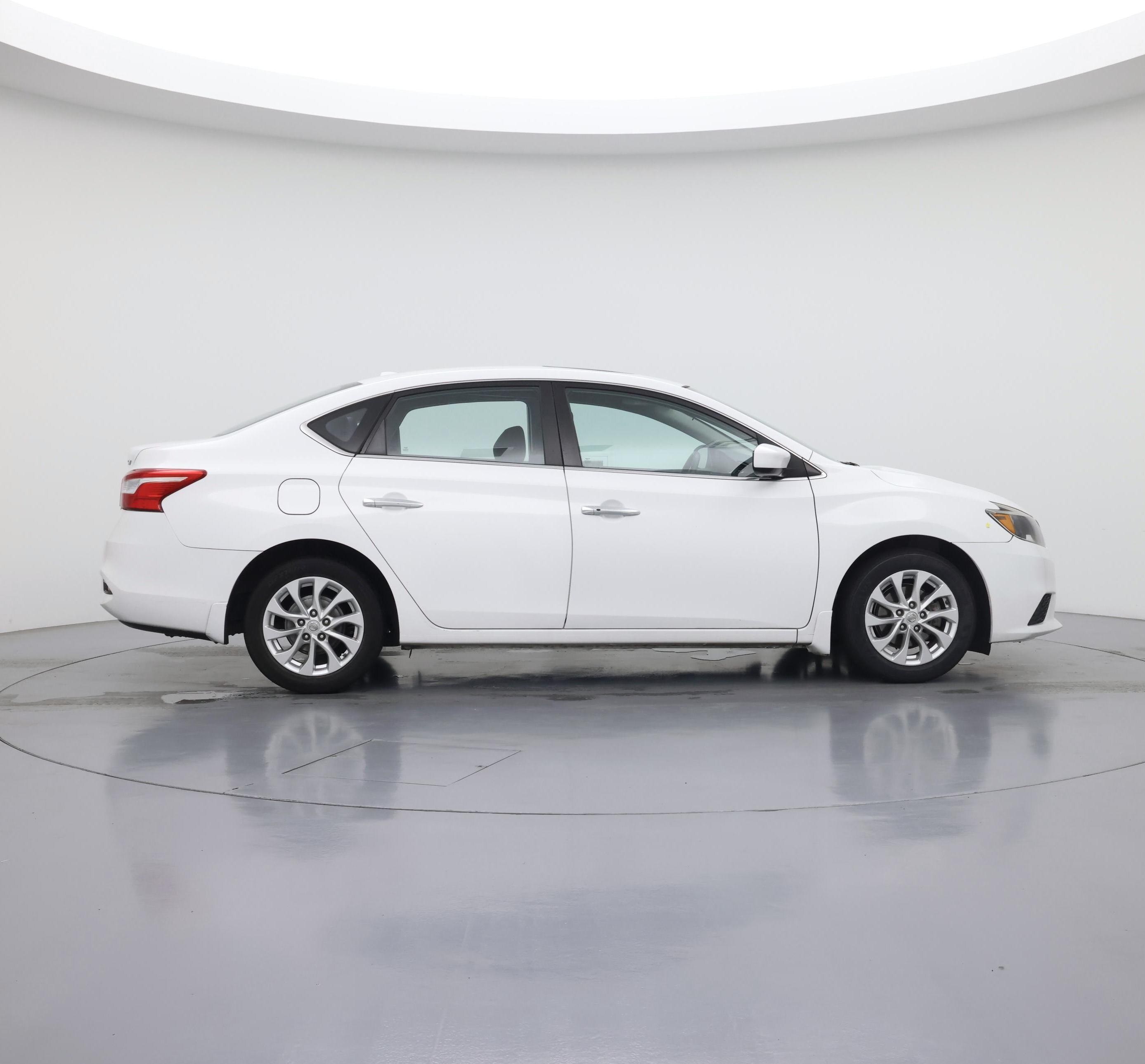 Thumbnail: 2017 Nissan Sentra - 7
