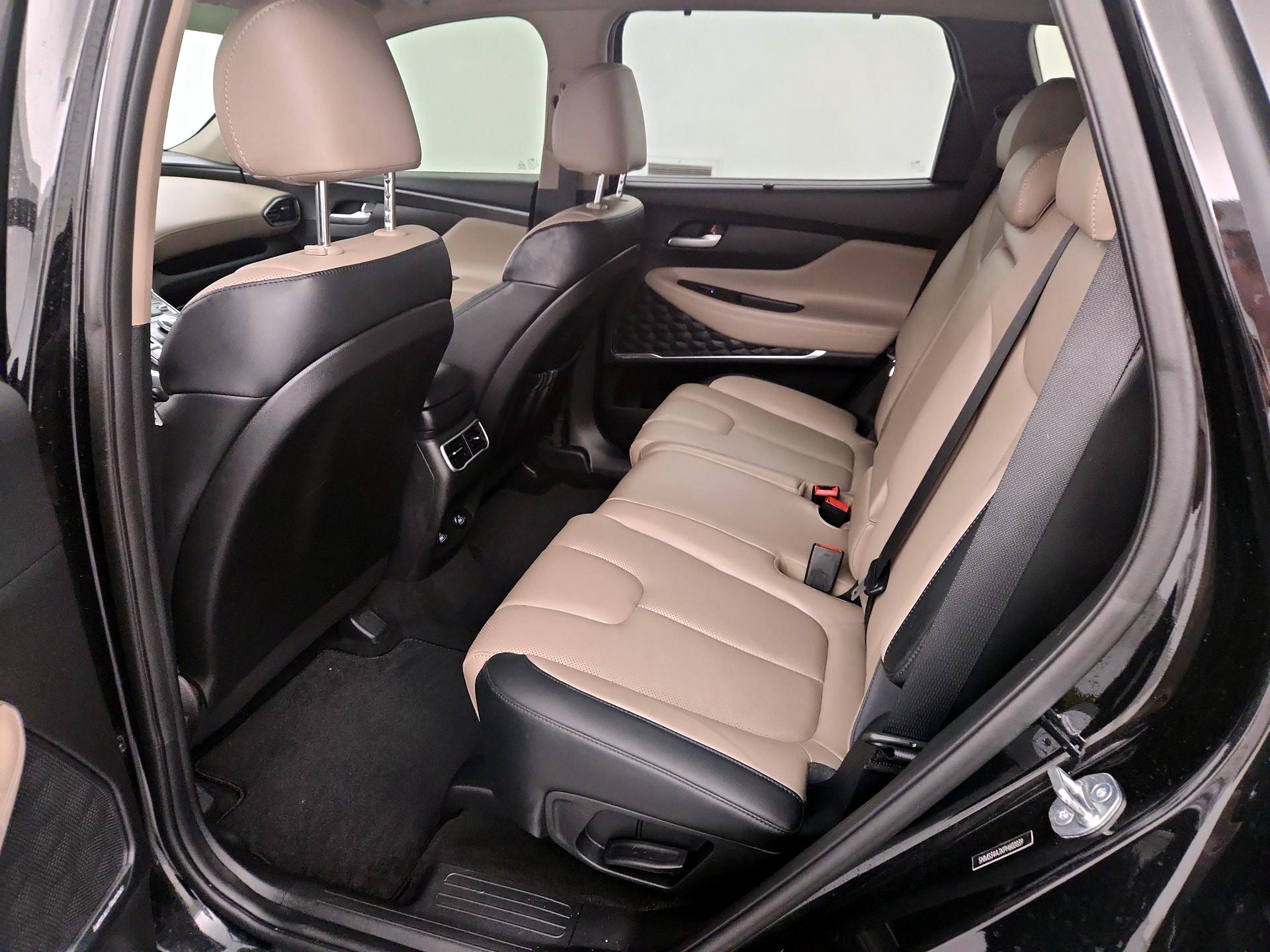 Thumbnail: 2023 Hyundai Santa Fe - 19