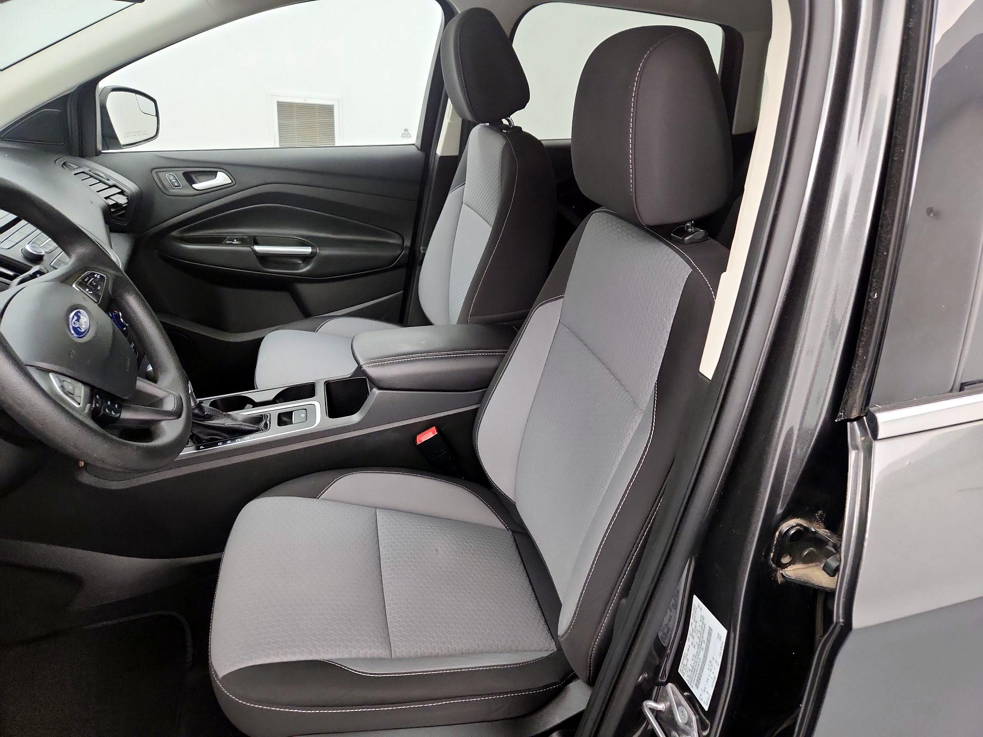 Thumbnail: 2017 Ford Escape - 11