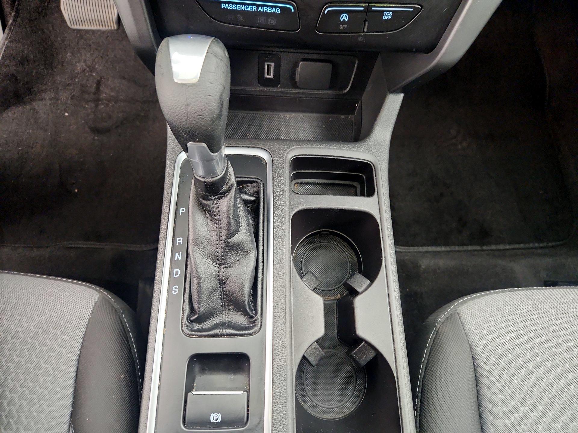 Thumbnail: 2017 Ford Escape - 17