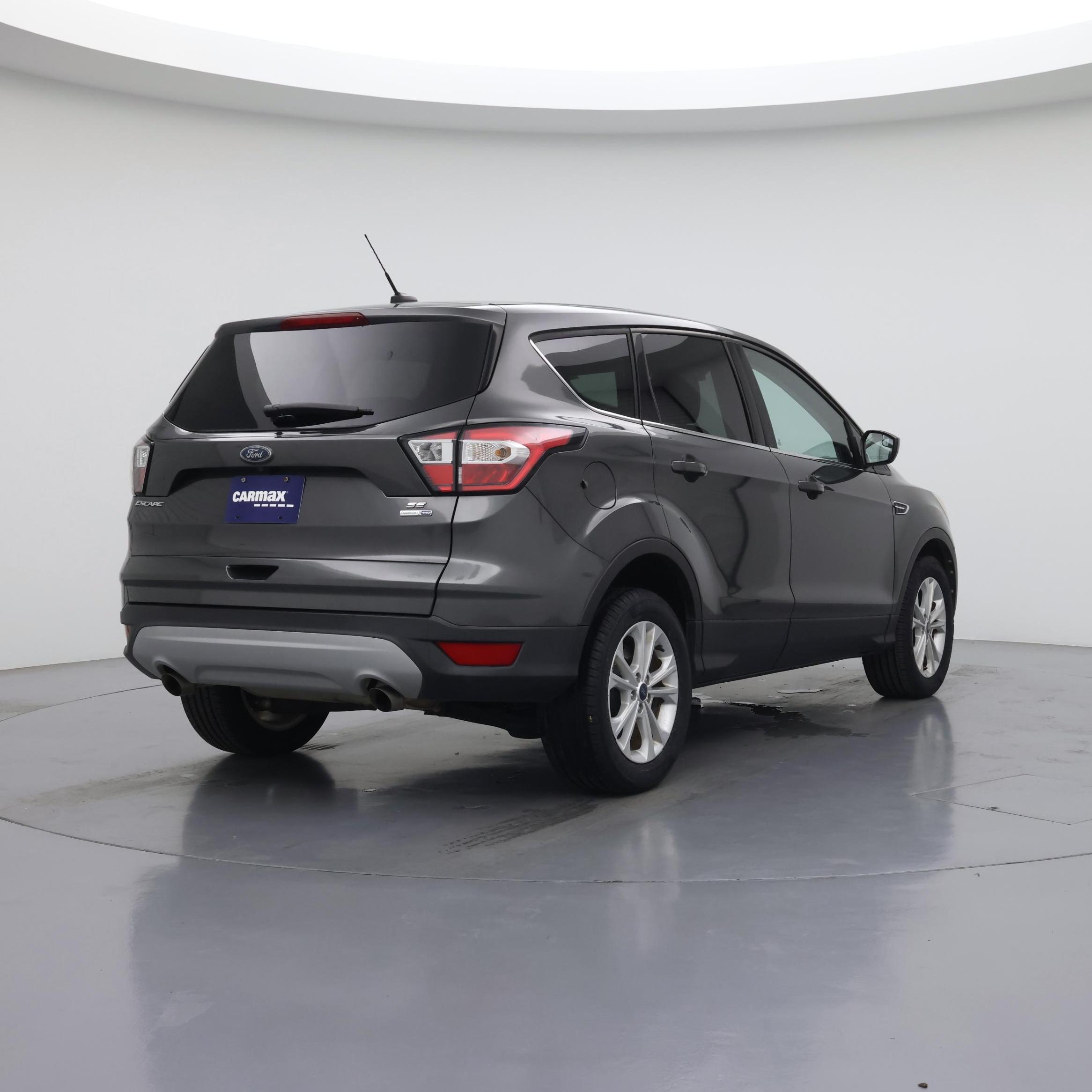 Thumbnail: 2017 Ford Escape - 8