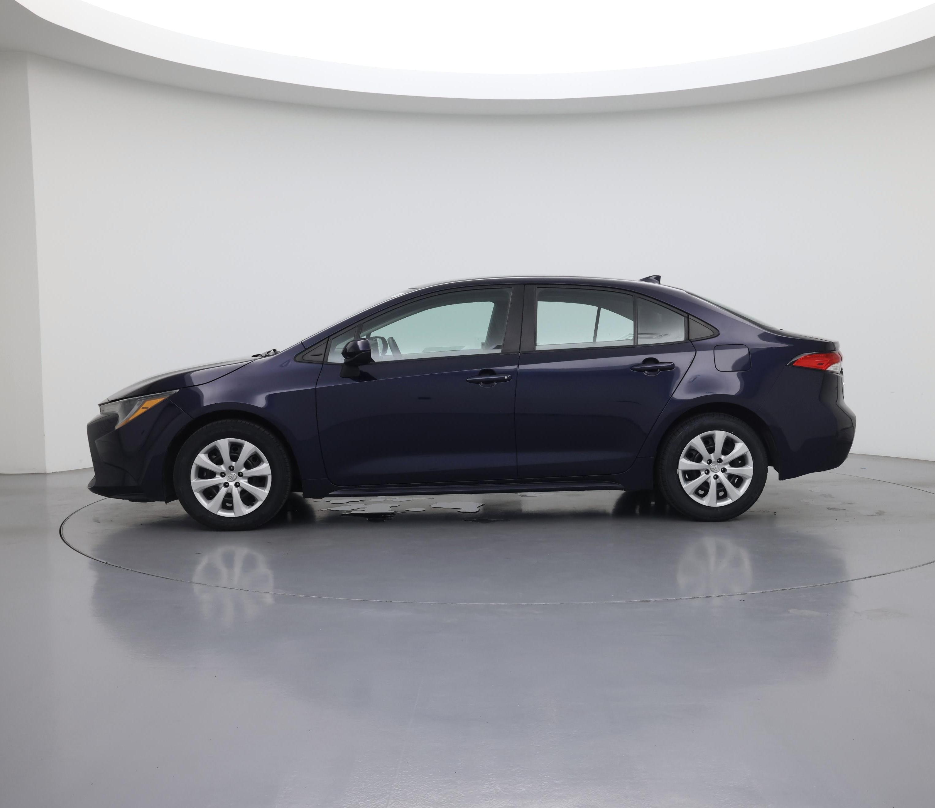 Thumbnail: 2022 Toyota Corolla - 3