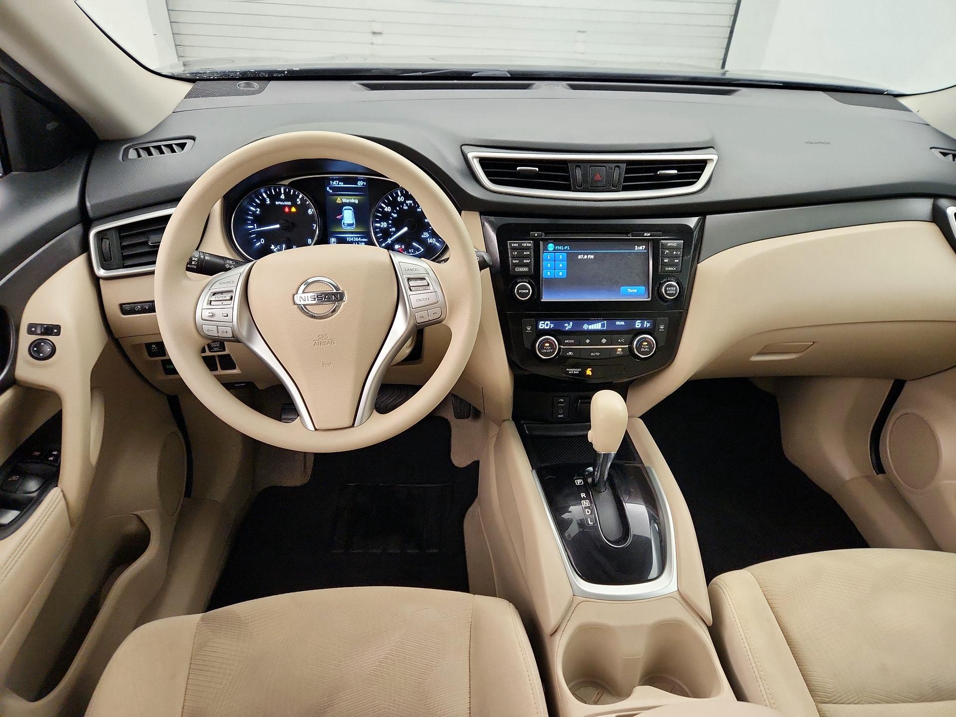 Thumbnail: 2015 Nissan Rogue - 9