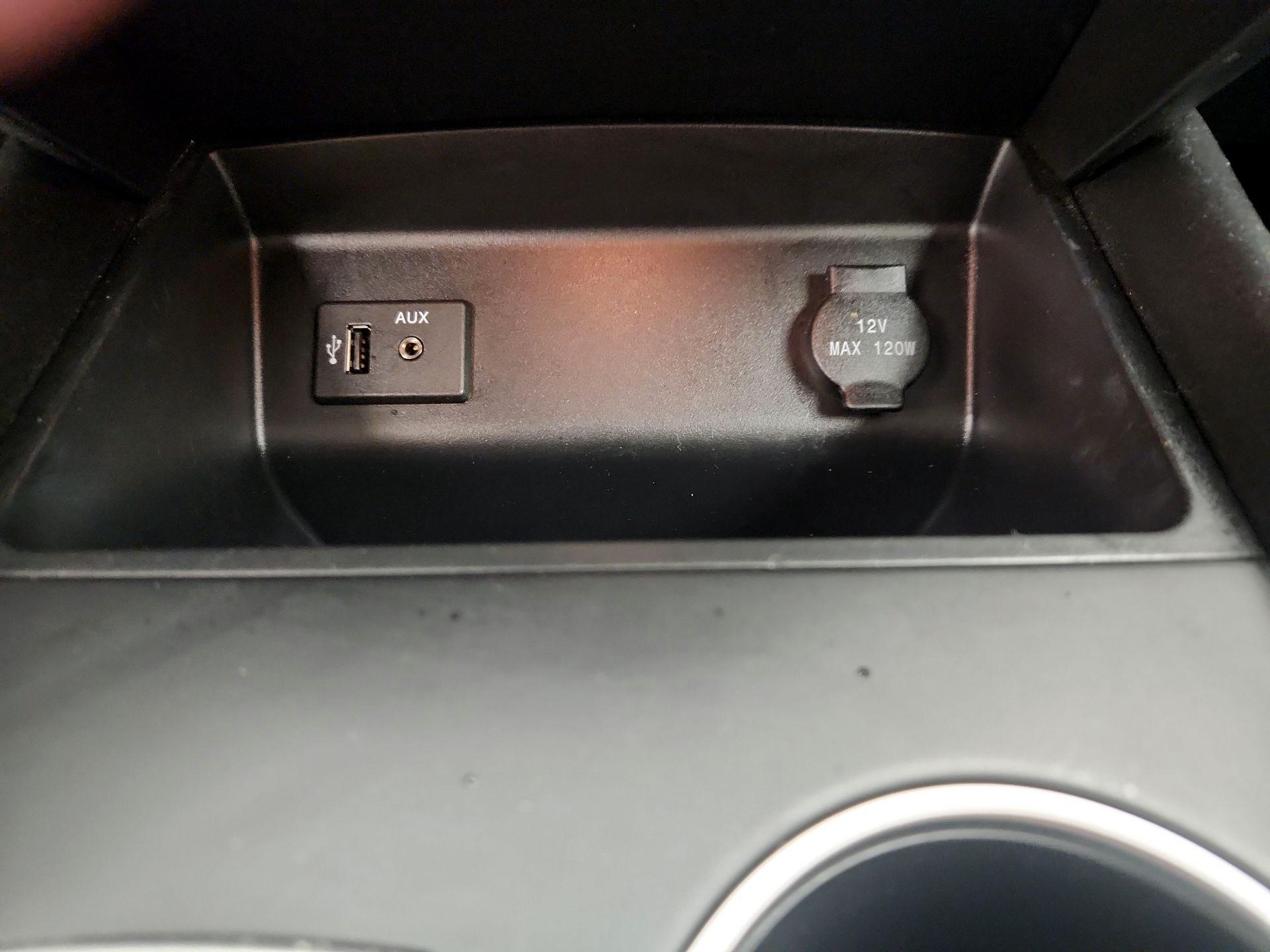 Thumbnail: 2016 Nissan Altima - 18