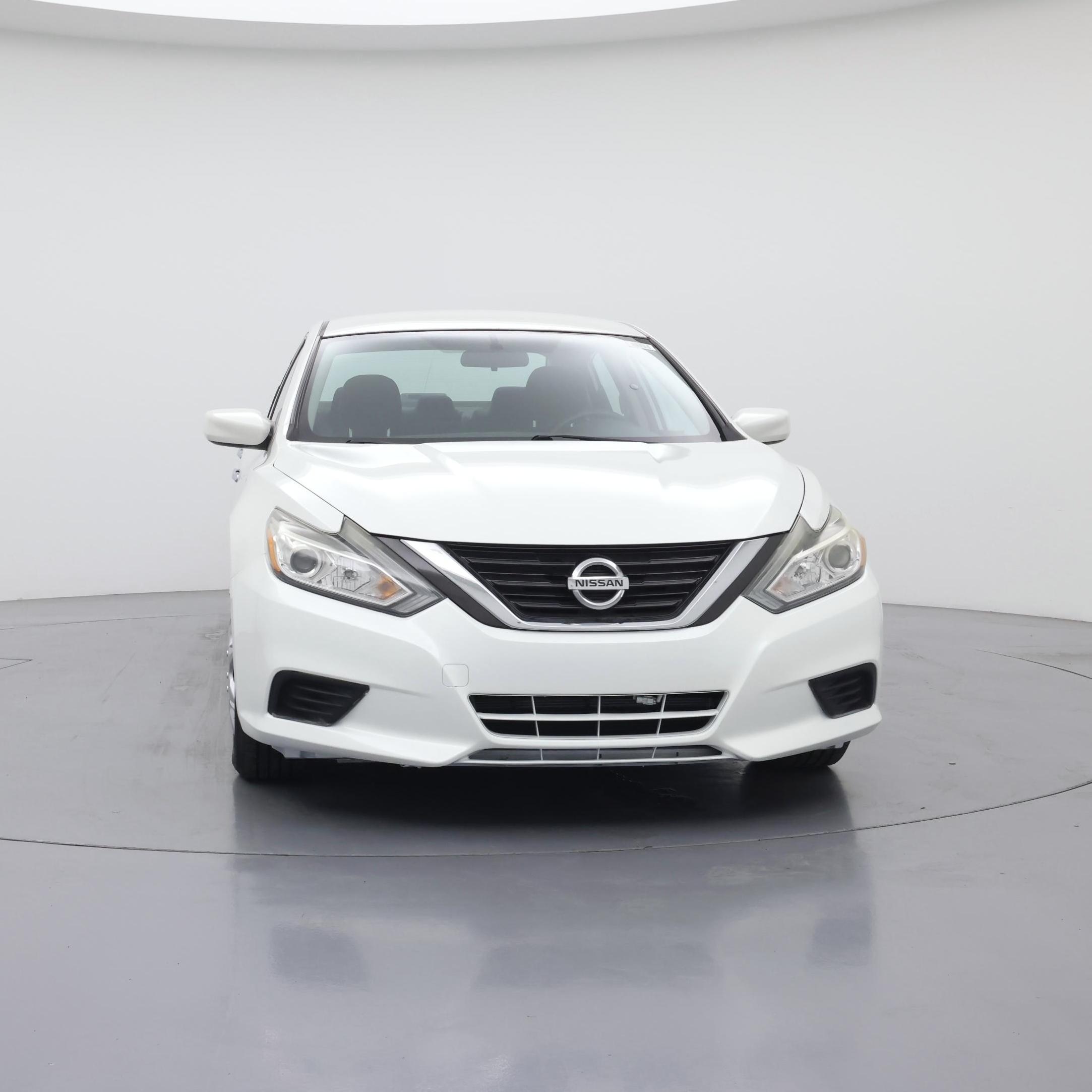 Thumbnail: 2016 Nissan Altima - 5