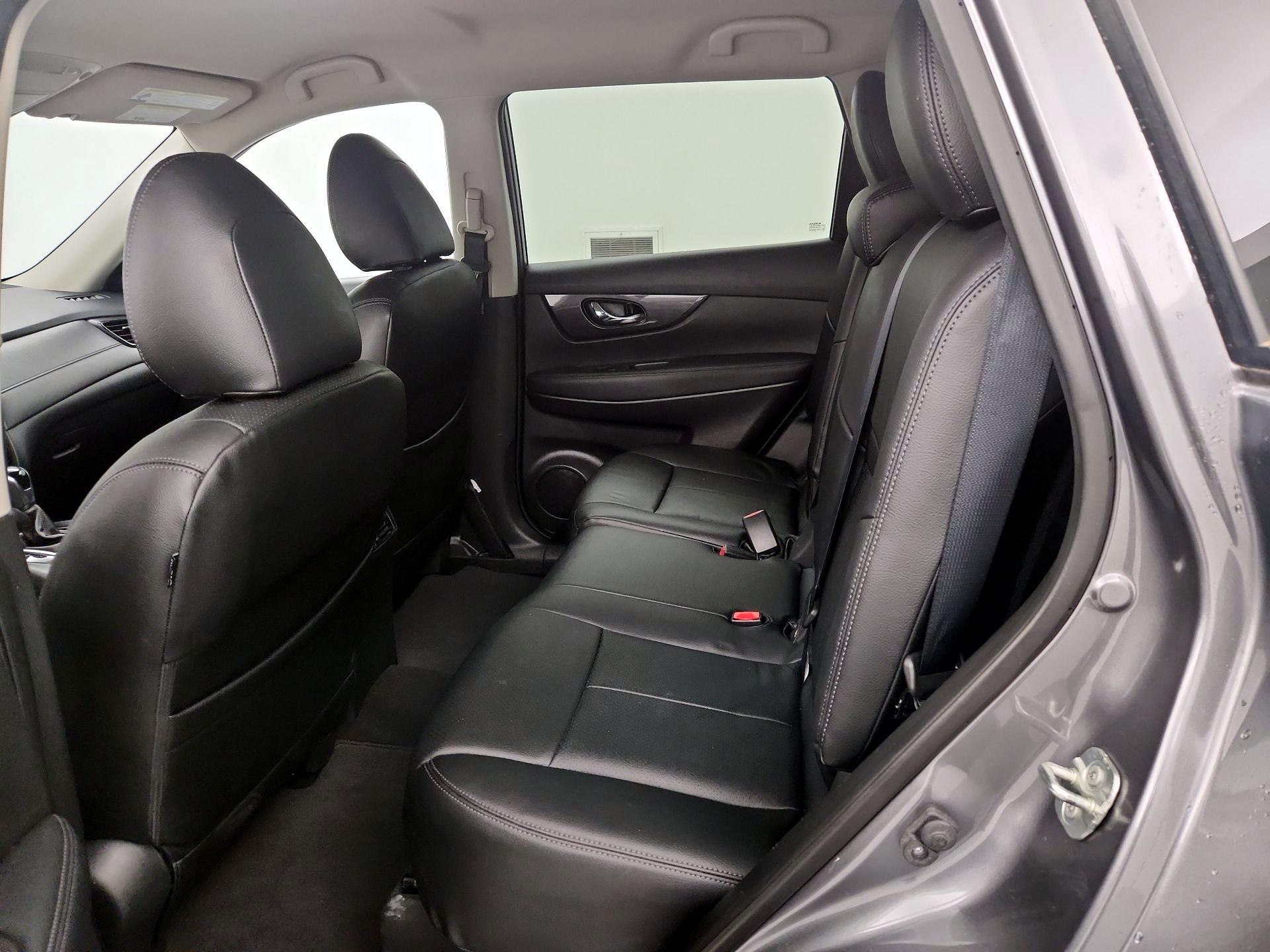 Thumbnail: 2018 Nissan Rogue - 19