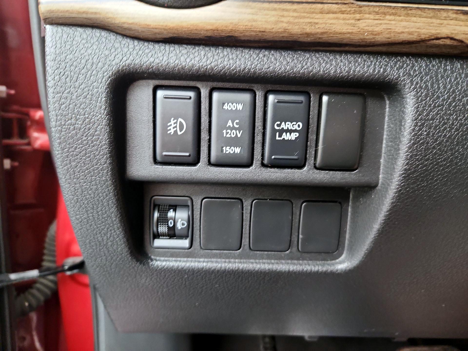 Thumbnail: 2018 Nissan Titan - 13