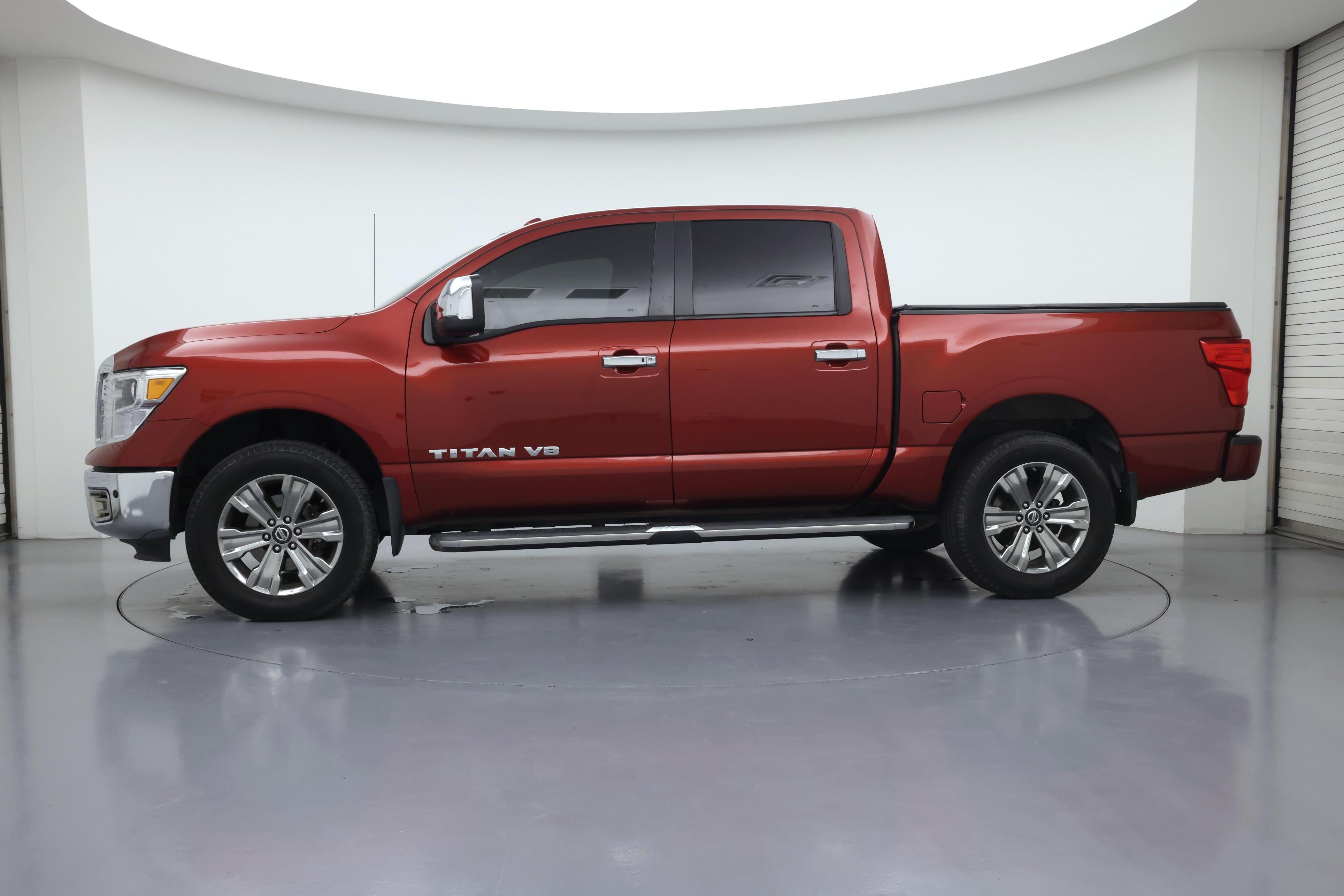 Thumbnail: 2018 Nissan Titan - 3