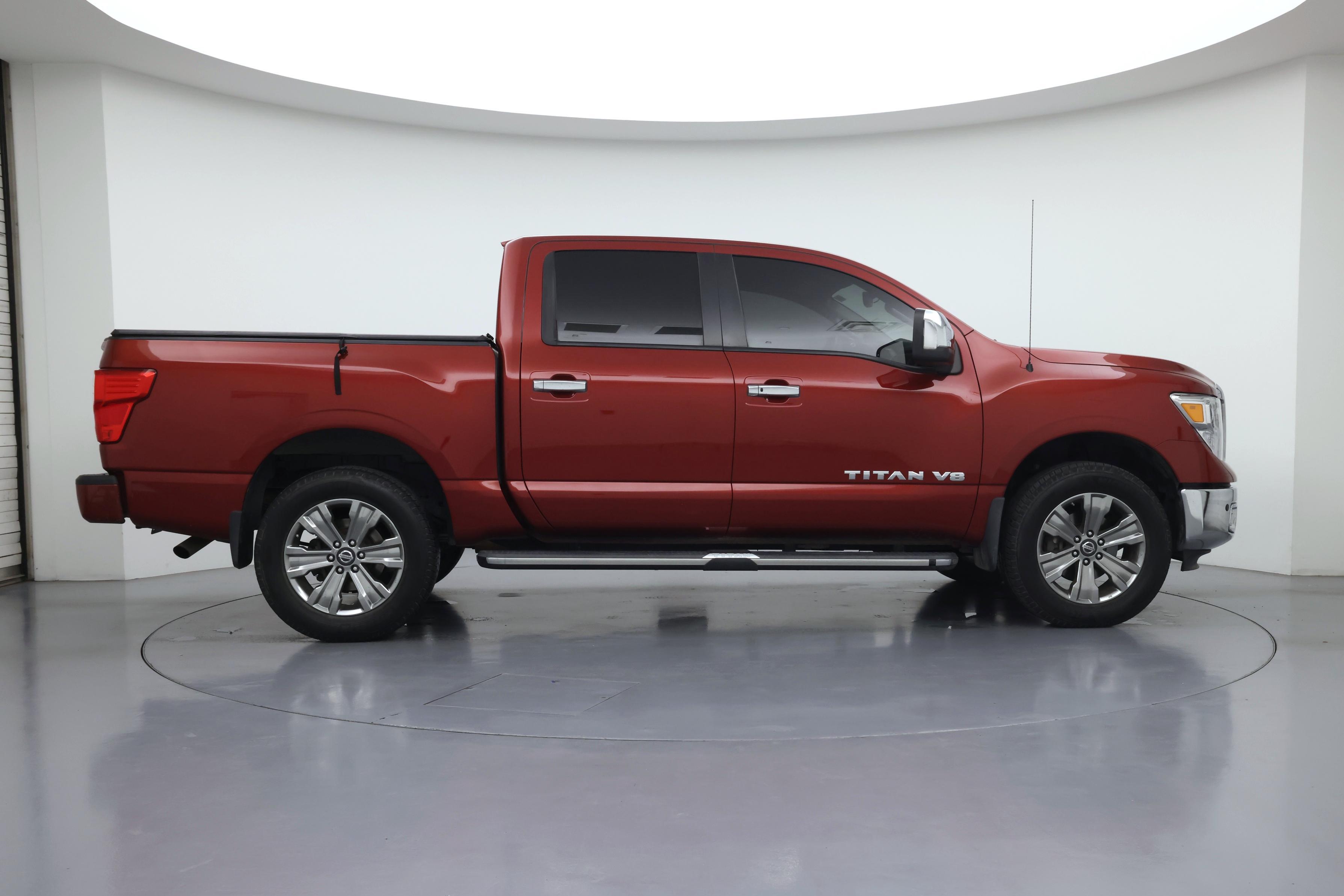 Thumbnail: 2018 Nissan Titan - 7