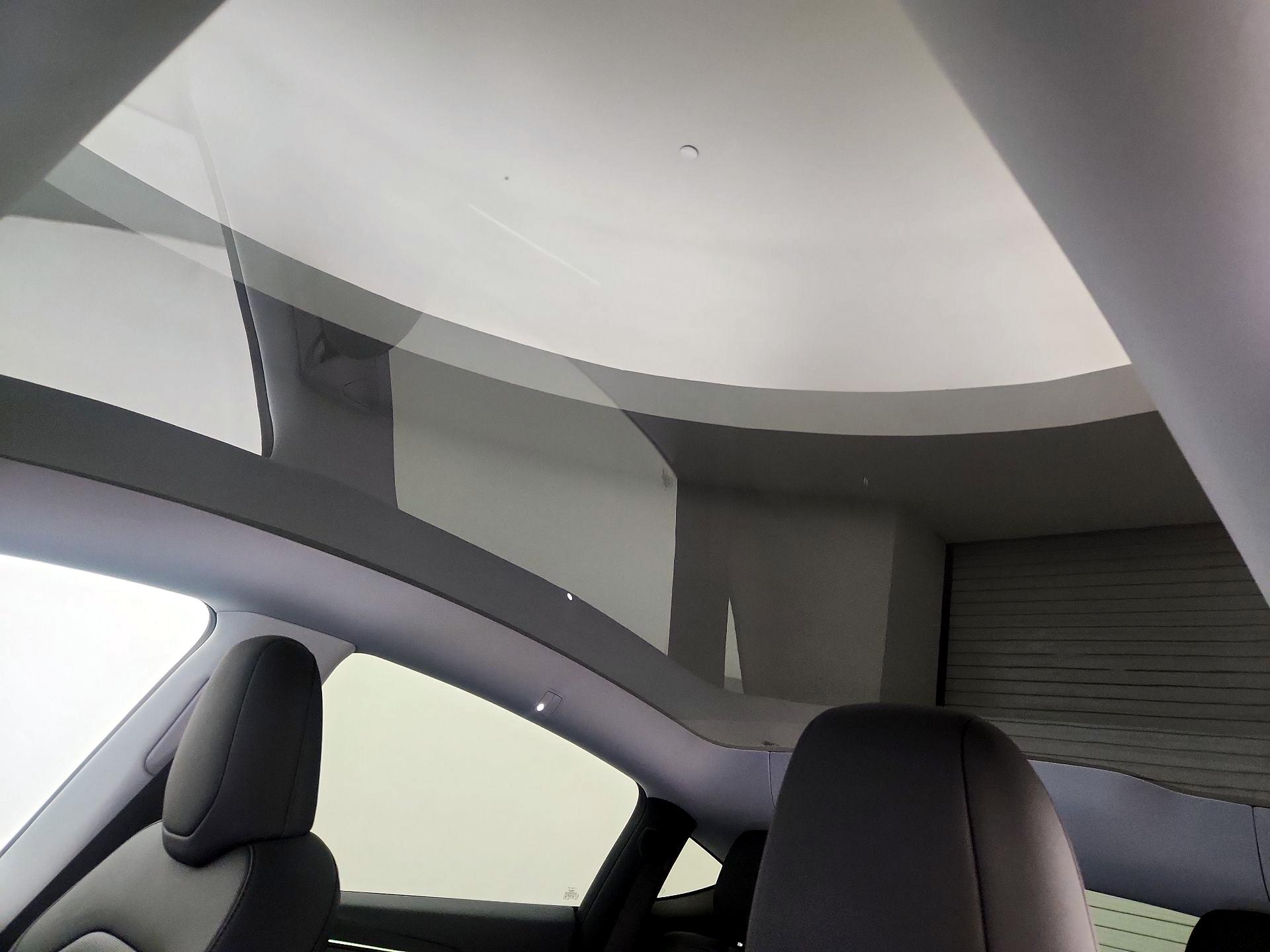 Thumbnail: 2026 Tesla Model Y - 19