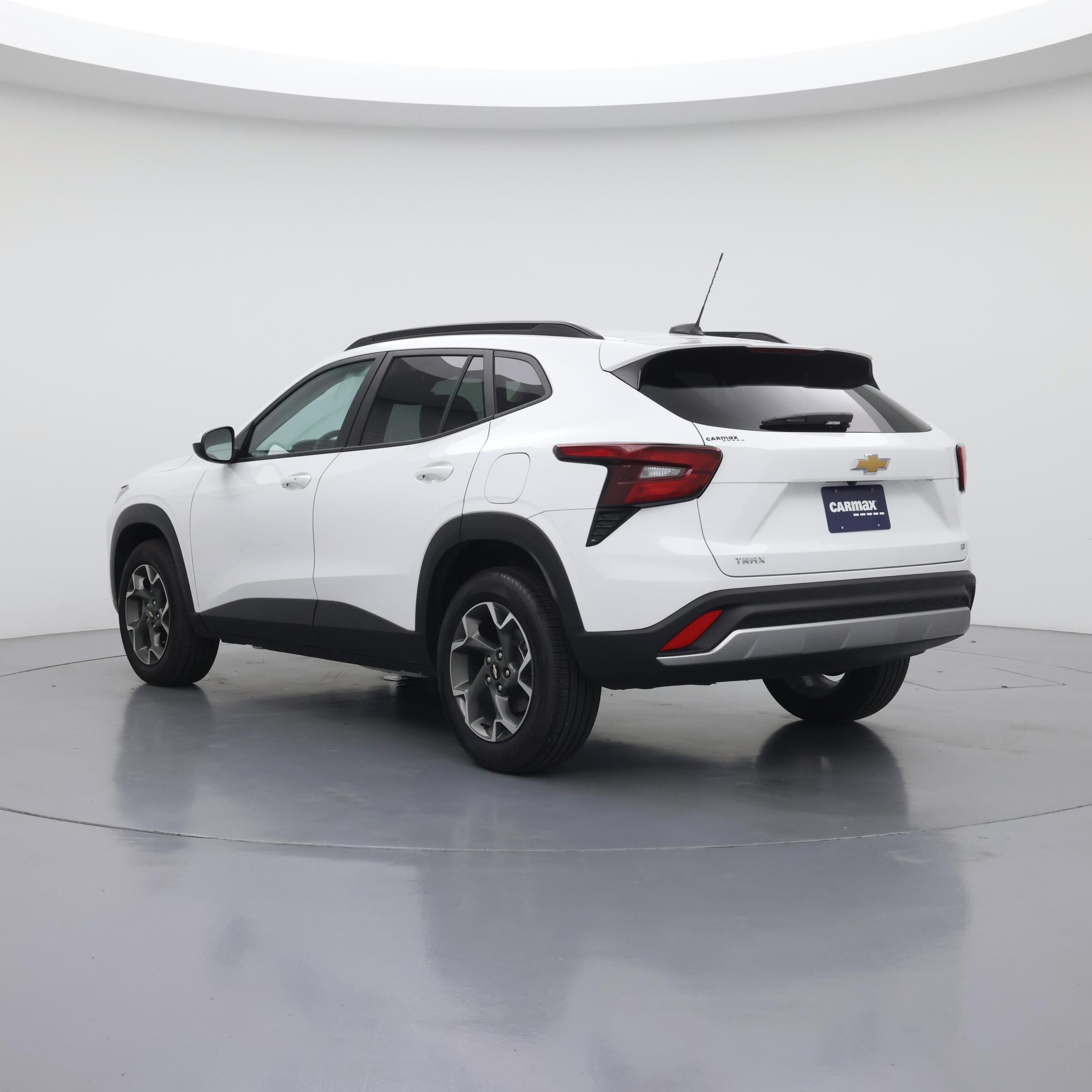 Thumbnail: 2025 Chevrolet Trax - 2