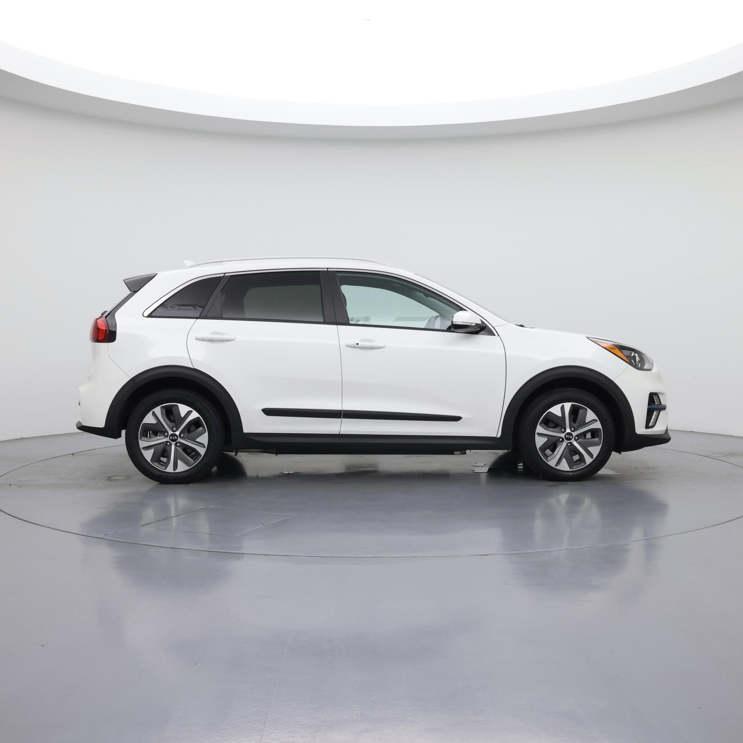 Thumbnail: 2020 Kia Niro - 7