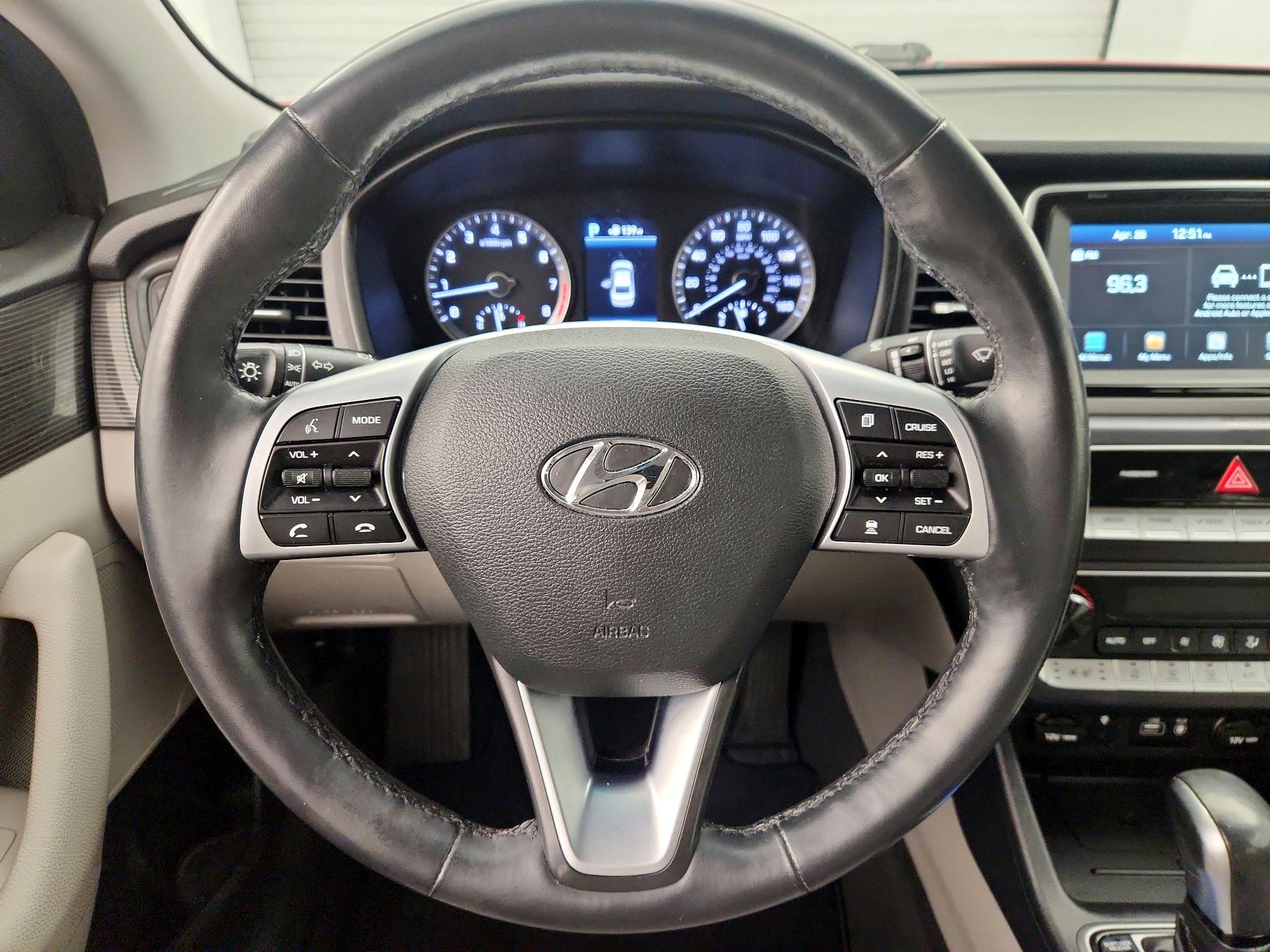 Thumbnail: 2019 Hyundai Sonata - 10