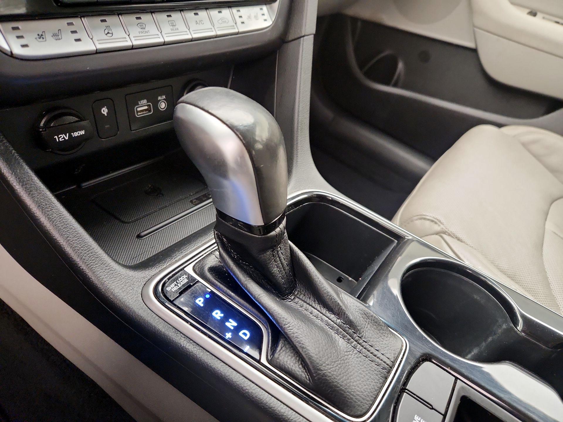 Thumbnail: 2019 Hyundai Sonata - 17