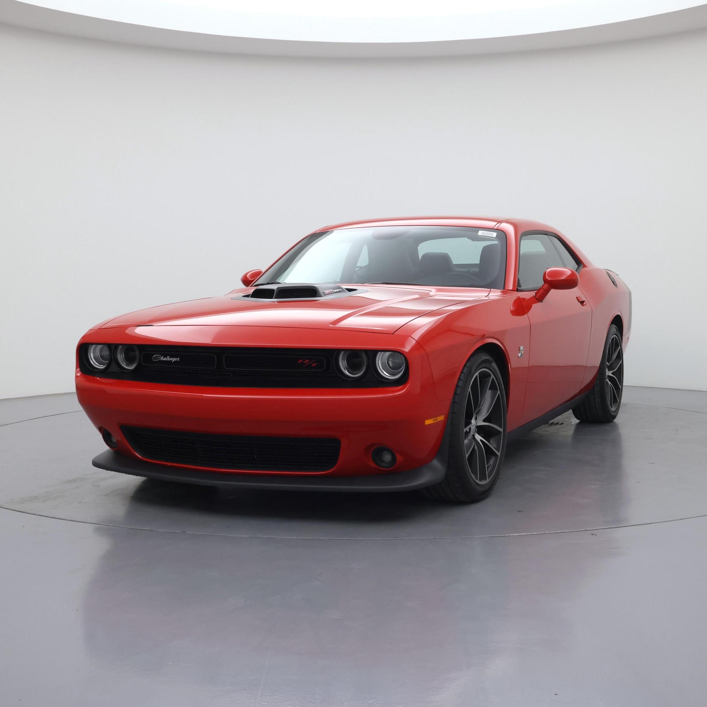 Thumbnail: 2016 Dodge Challenger - 4