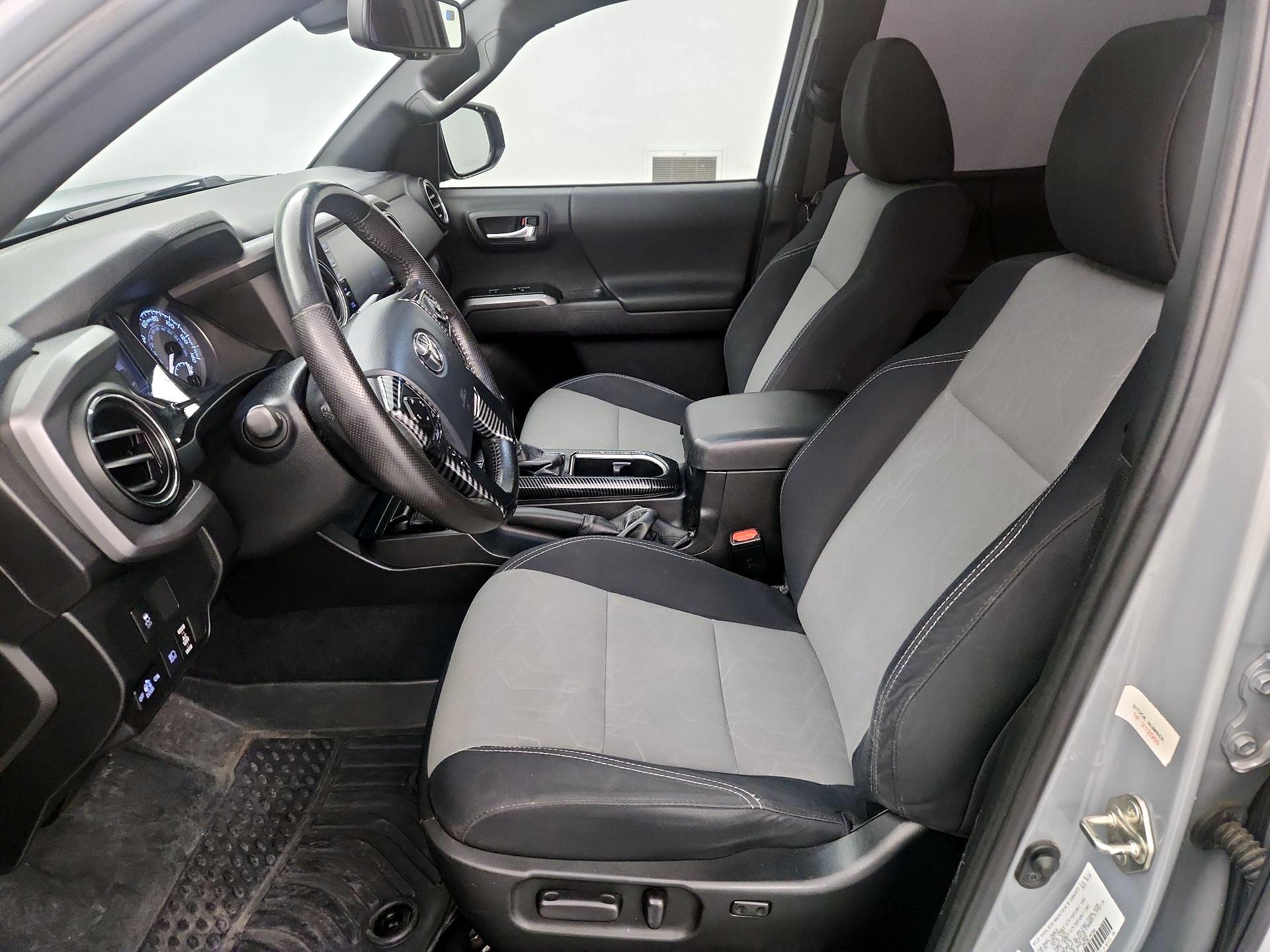 Thumbnail: 2021 Toyota Tacoma - 11