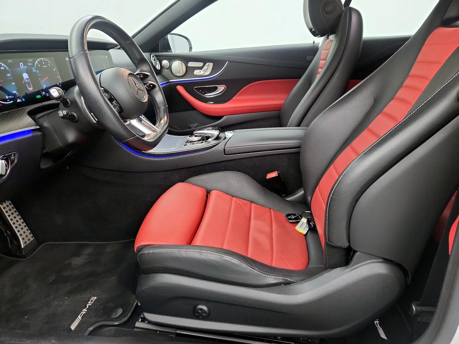2022 Mercedes-Benz E-Class E450 - Photo 12