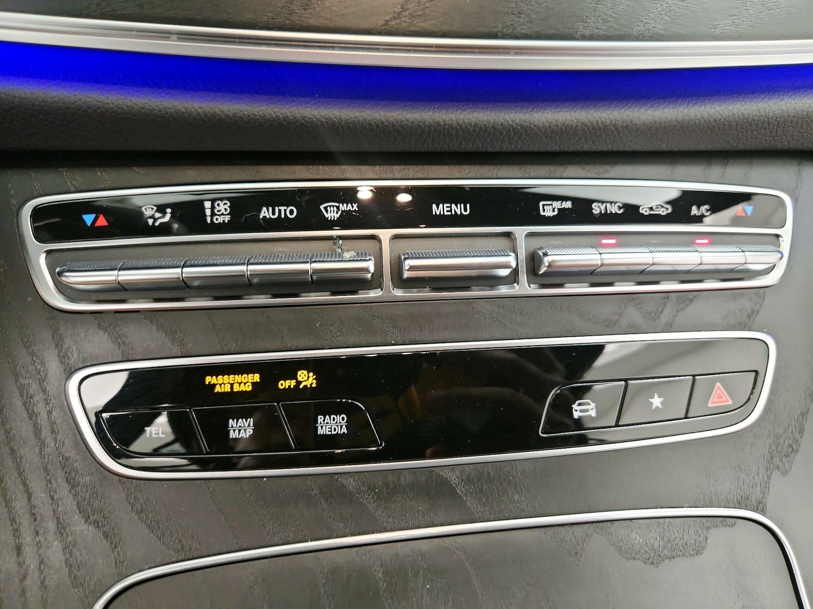 2022 Mercedes-Benz E-Class E450 - Photo 18
