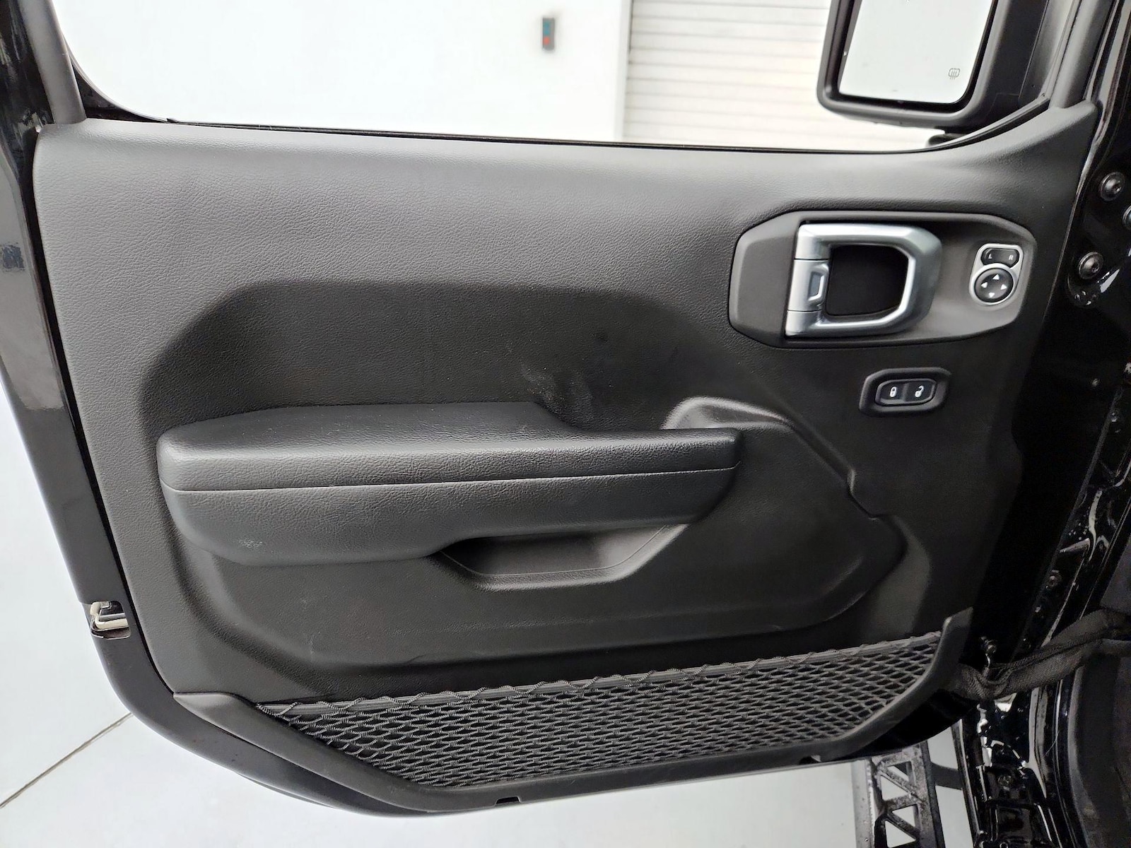 2023 Jeep Wrangler 2-Door Rubicon - Photo 13