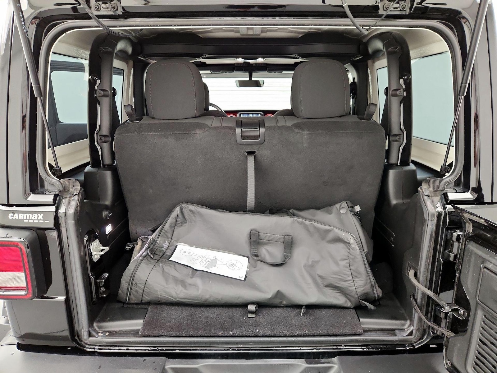 2023 Jeep Wrangler 2-Door Rubicon - Photo 21