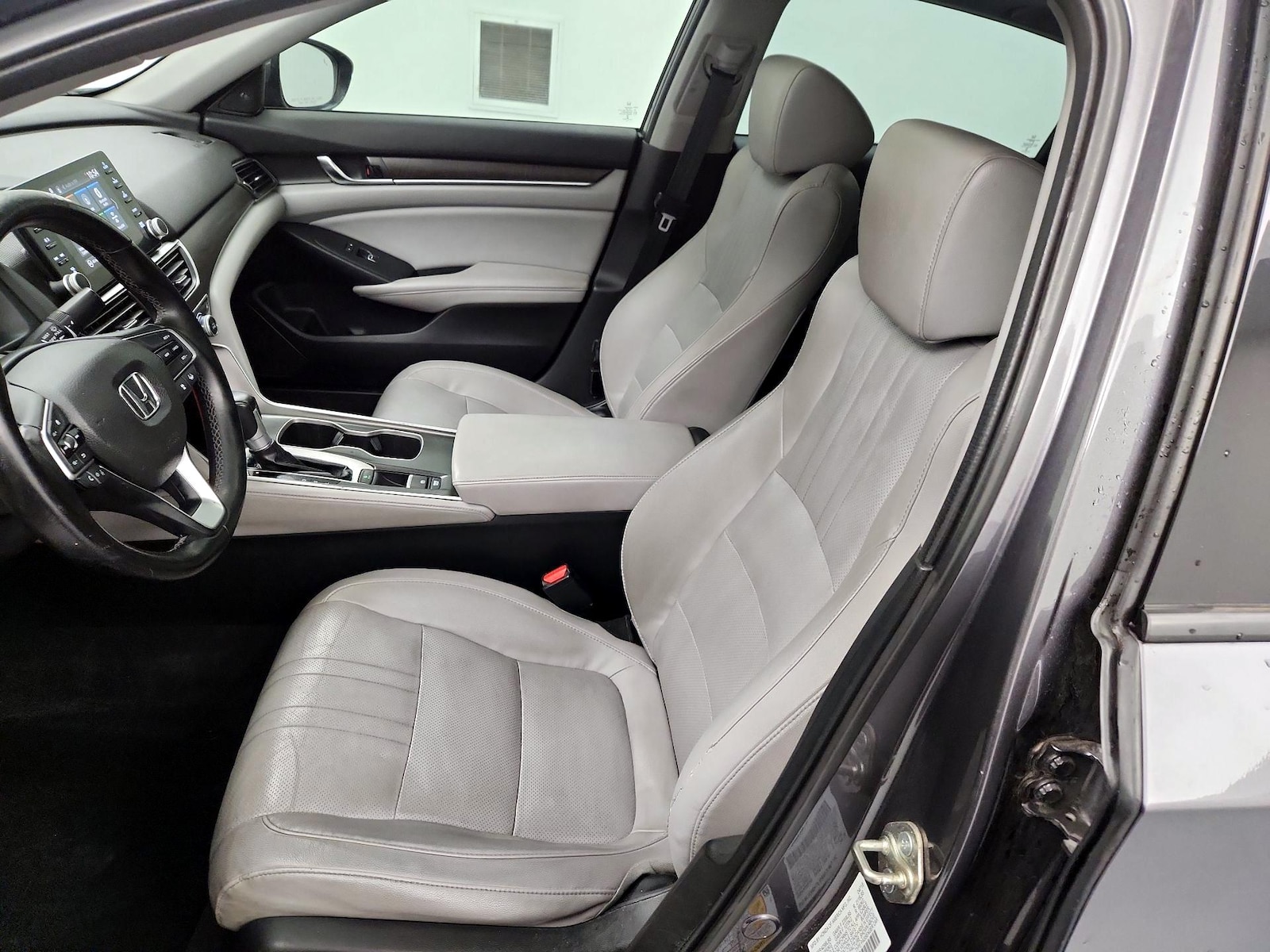 2018 Honda Accord EX-L - Photo 12