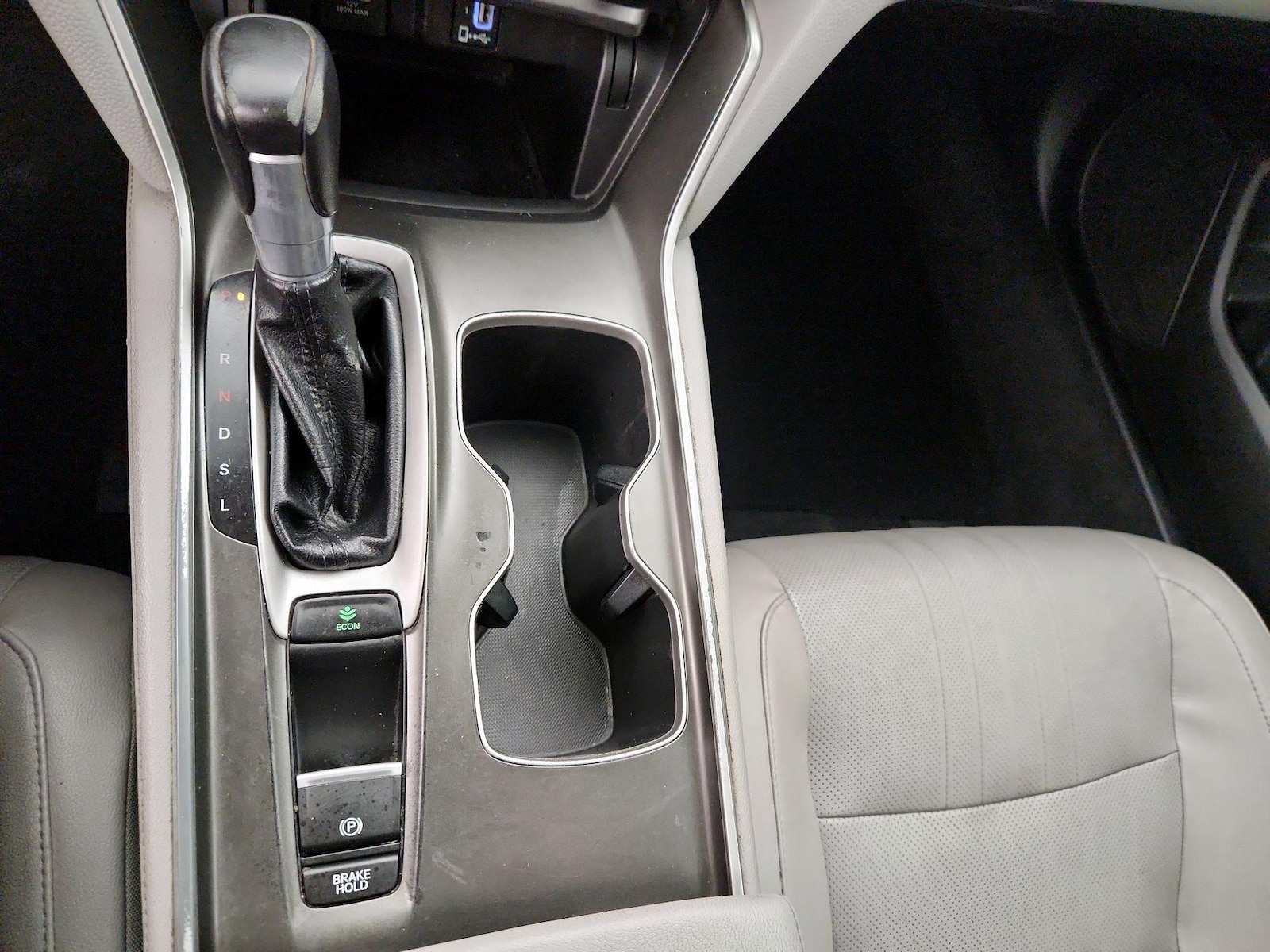 2018 Honda Accord EX-L - Photo 18