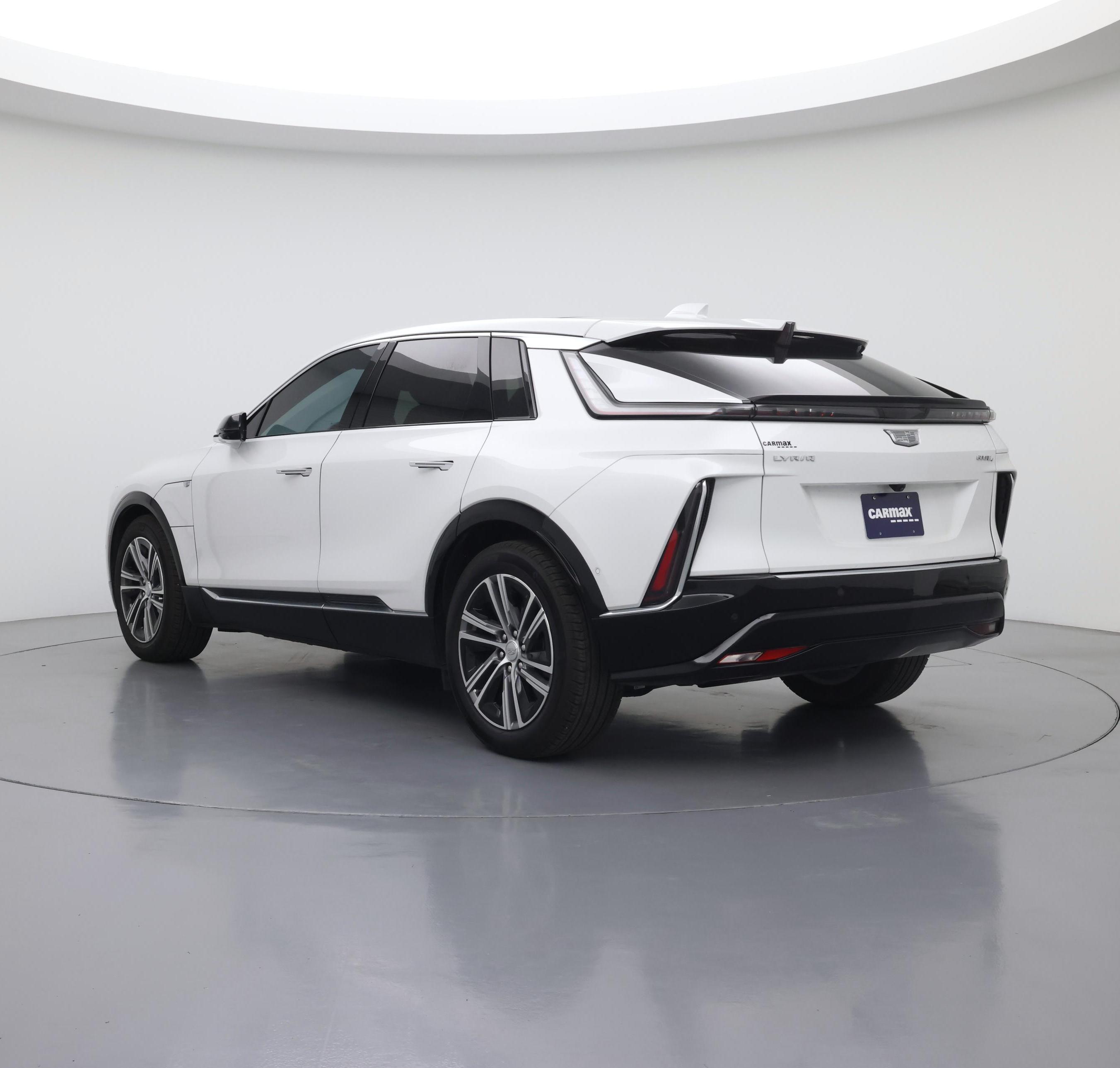 Thumbnail: 2024 Cadillac Lyriq - 2