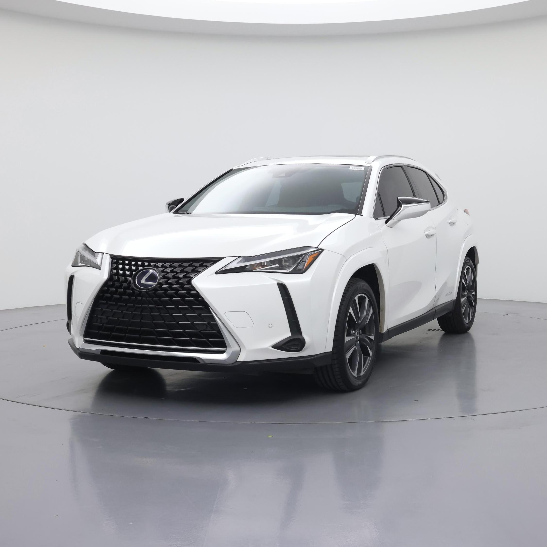 Thumbnail: 2022 Lexus UX - 4