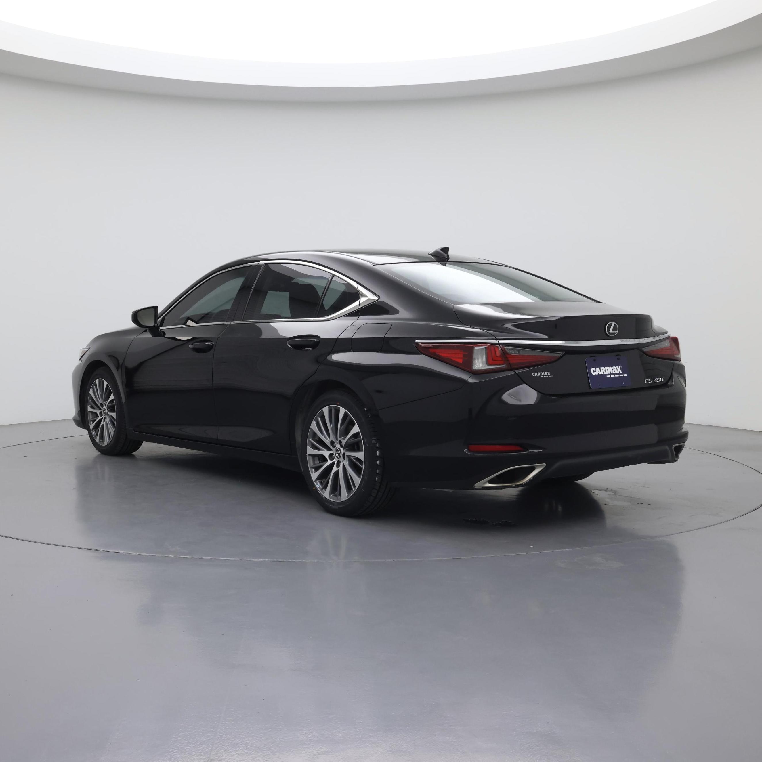 Thumbnail: 2020 Lexus ES - 2