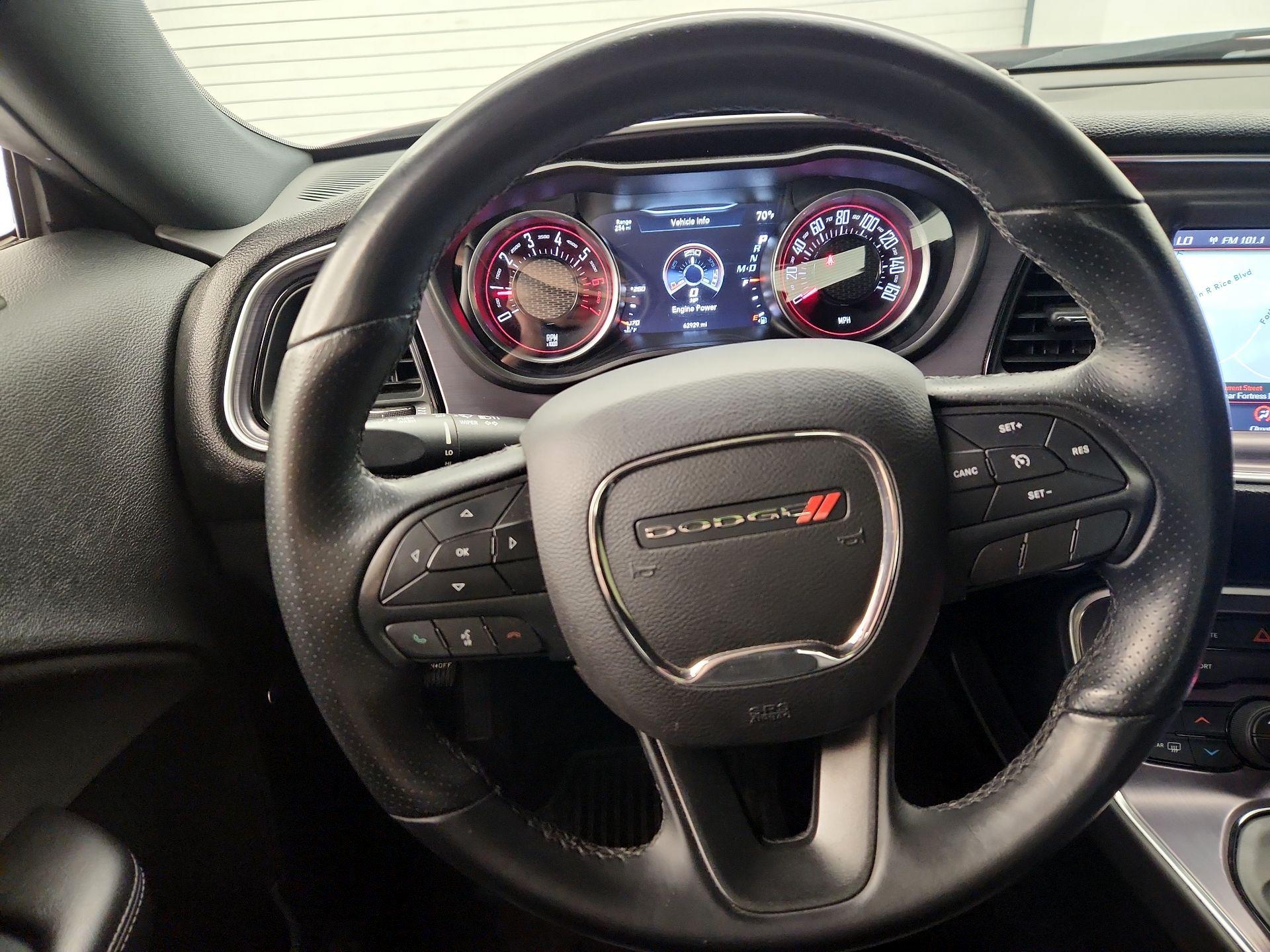 Thumbnail: 2018 Dodge Challenger - 10
