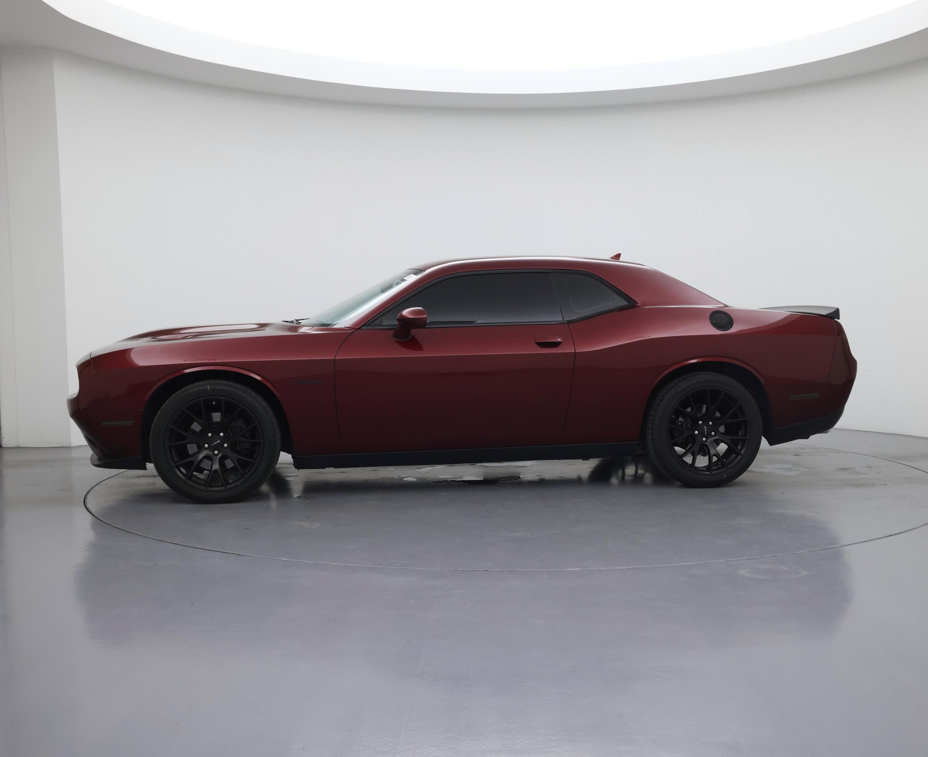 Thumbnail: 2018 Dodge Challenger - 3
