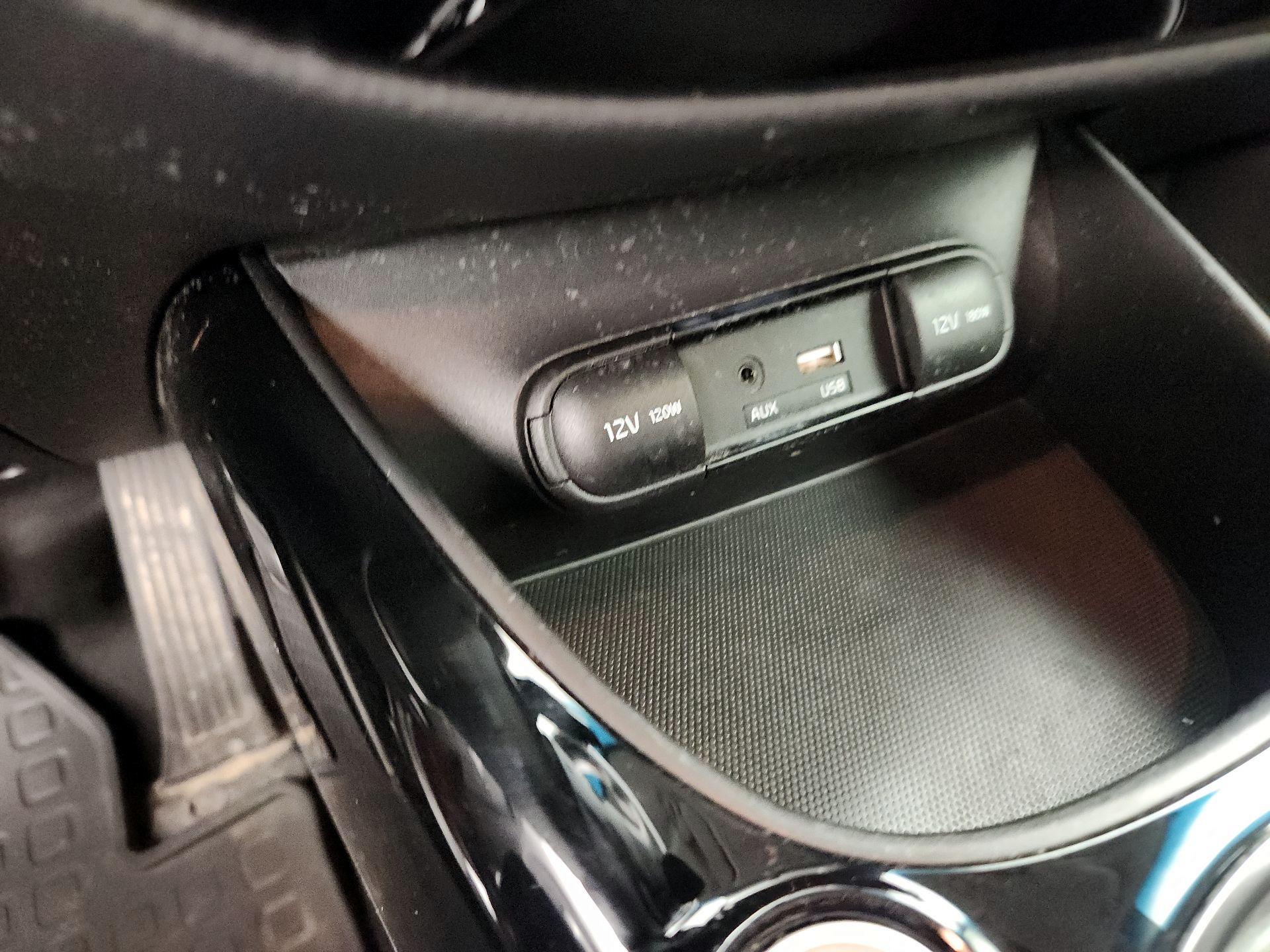 Thumbnail: 2018 Kia Soul - 19