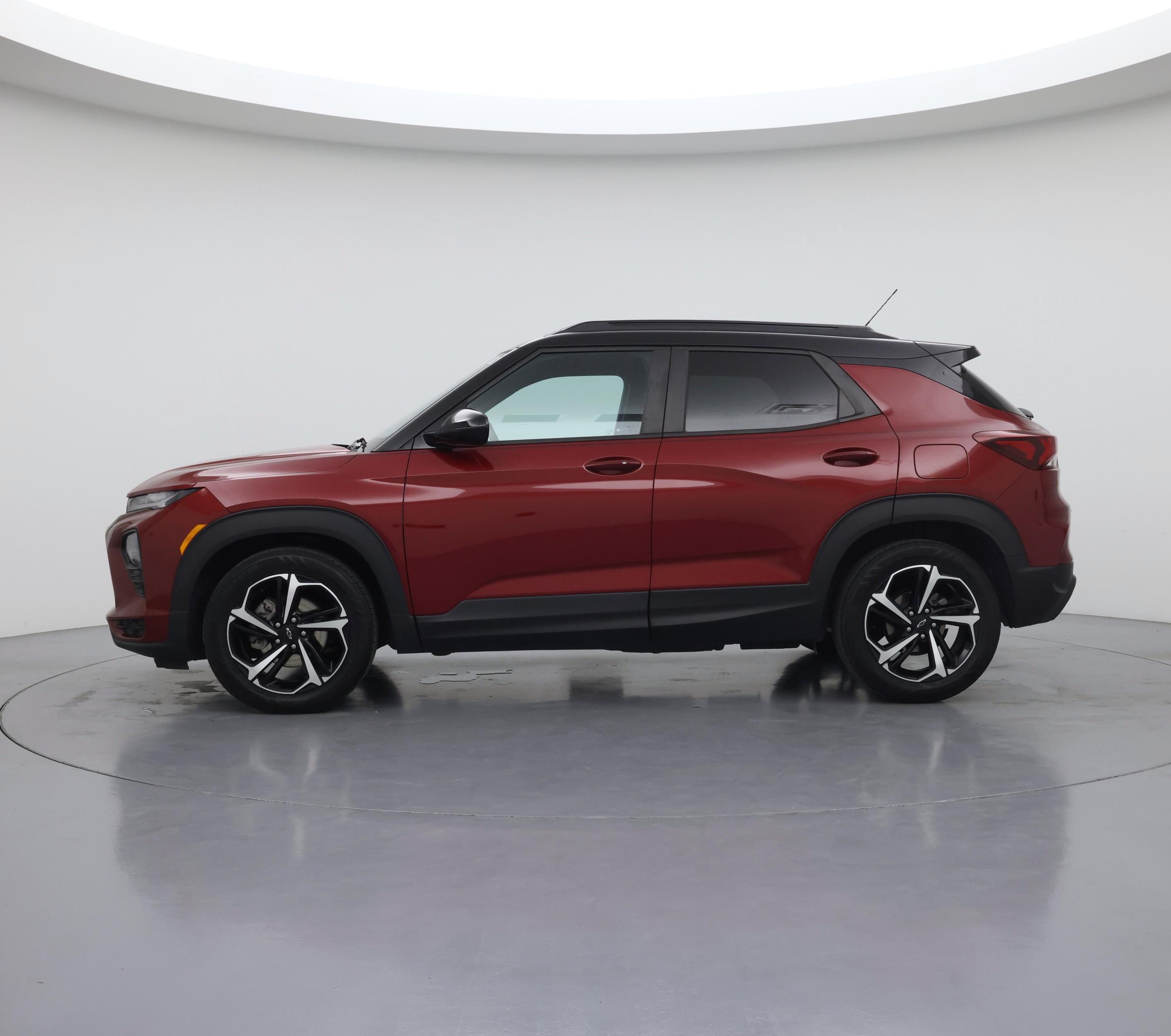 Thumbnail: 2021 Chevrolet TrailBlazer - 3