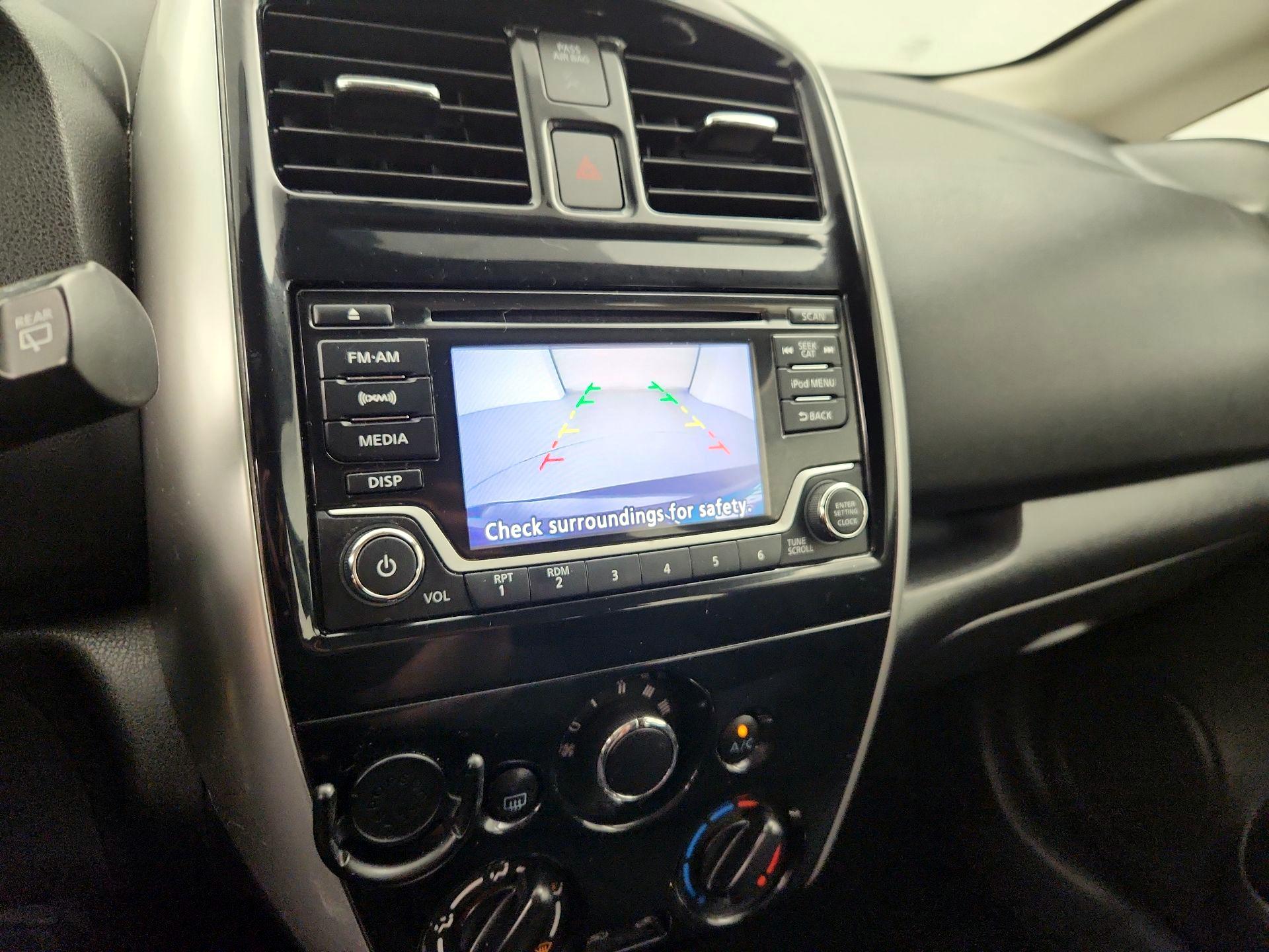 Thumbnail: 2017 Nissan Versa Note - 14