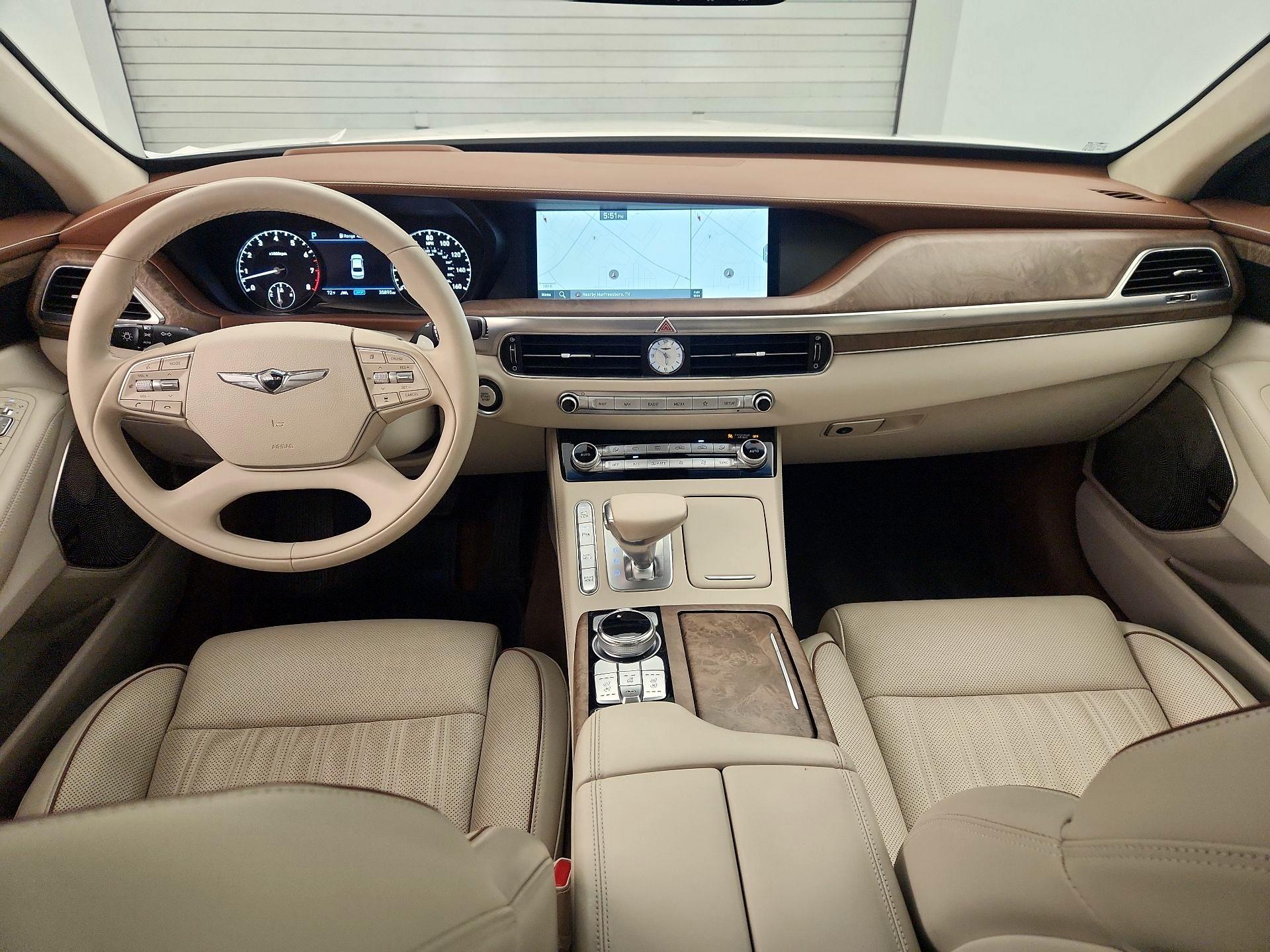 Thumbnail: 2021 Genesis G90 - 9