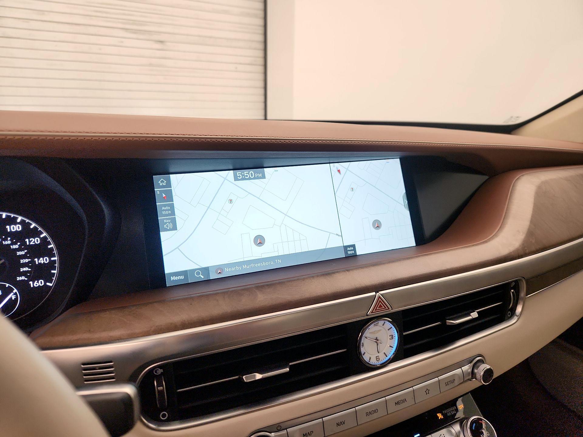 Thumbnail: 2021 Genesis G90 - 14
