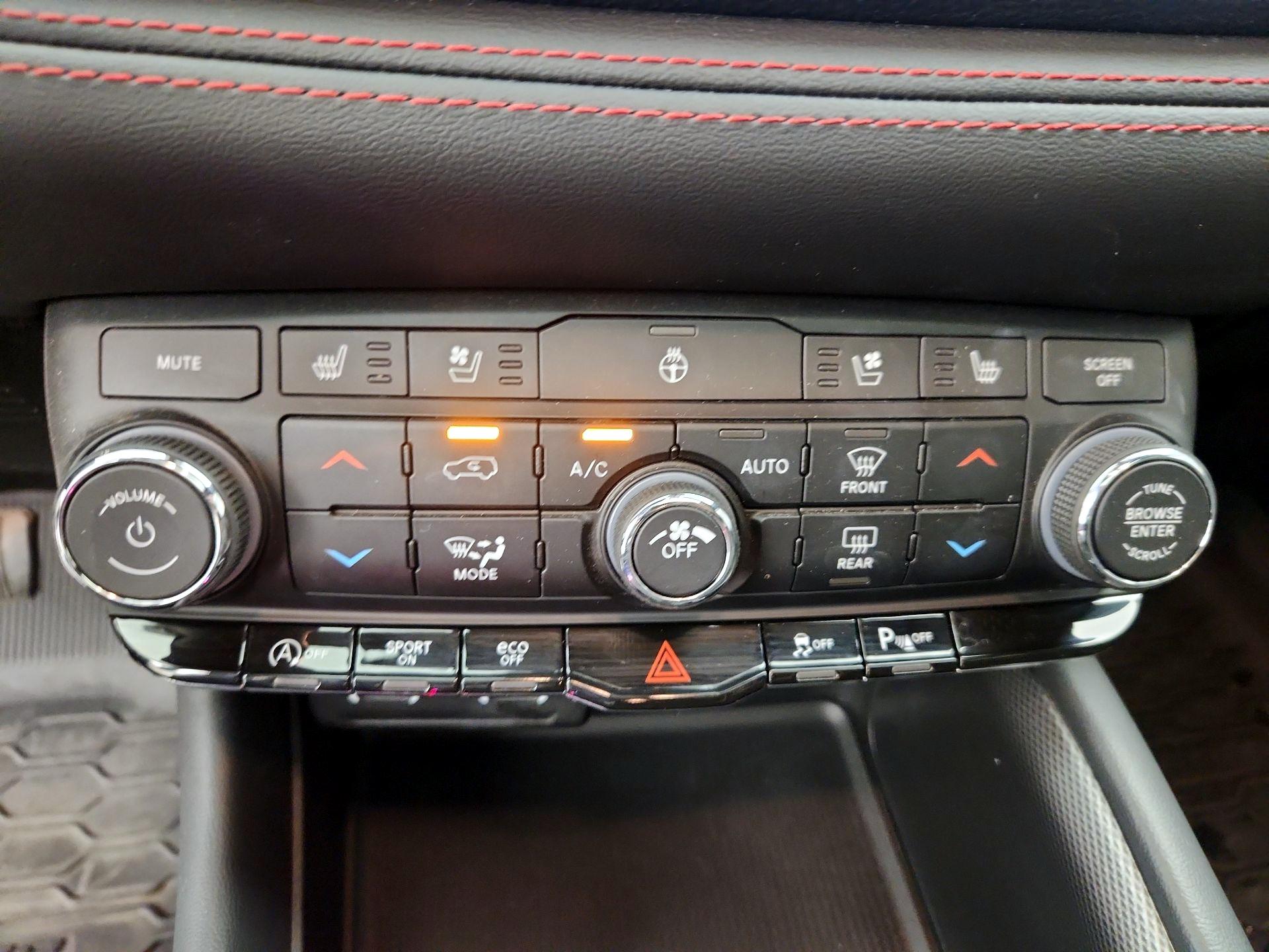 Thumbnail: 2024 Dodge Durango - 17