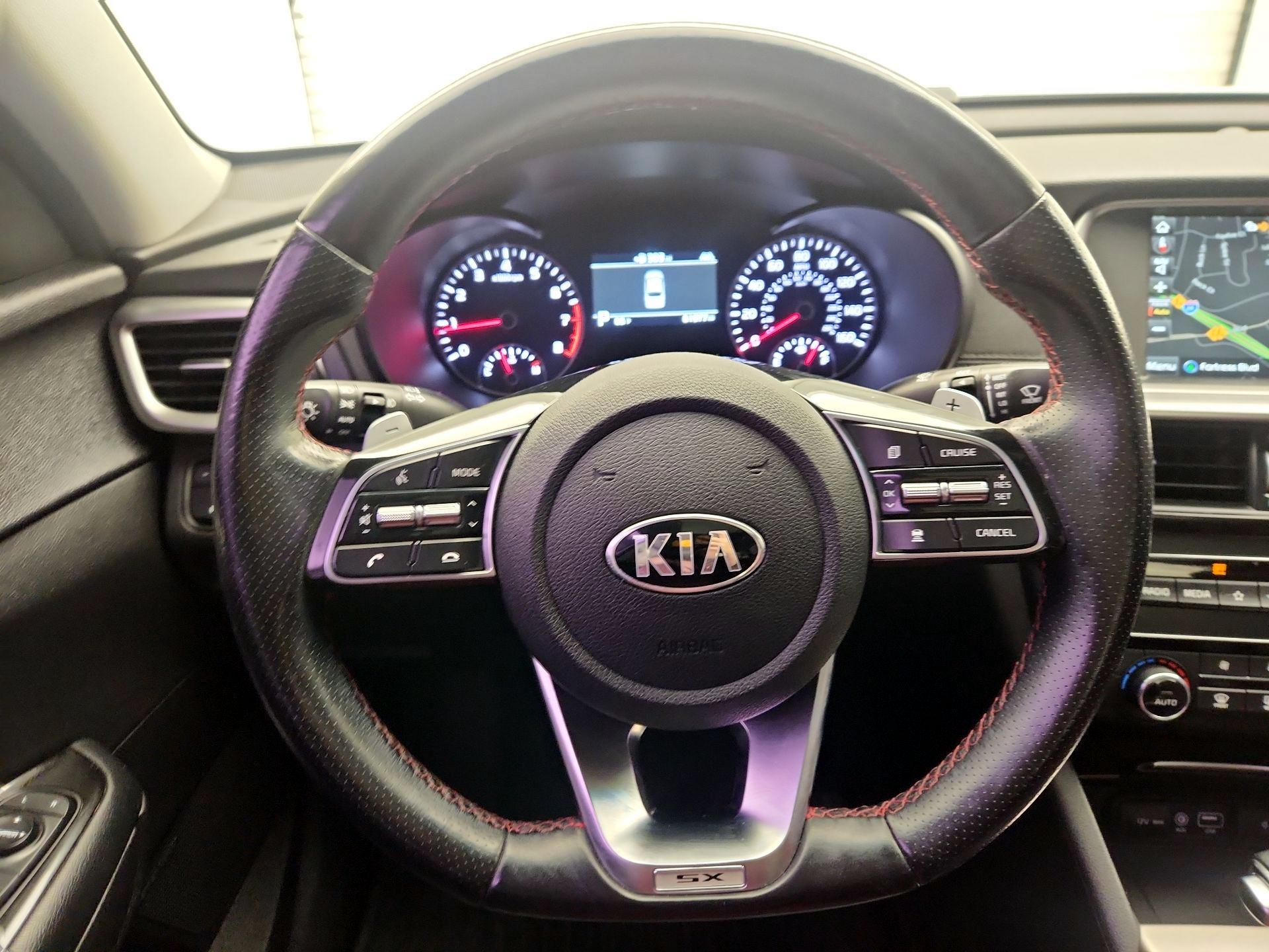 Thumbnail: 2020 Kia Optima - 10