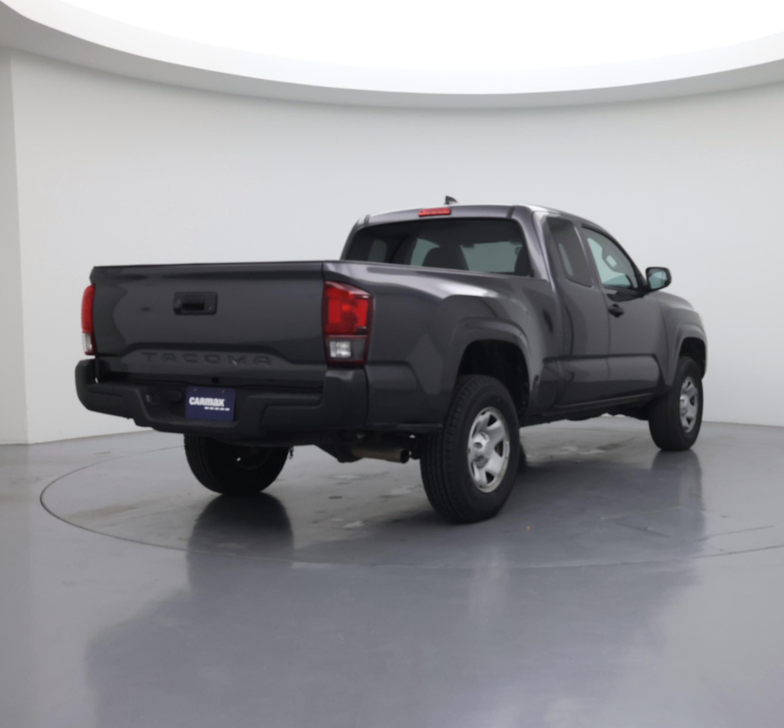 Thumbnail: 2022 Toyota Tacoma - 8