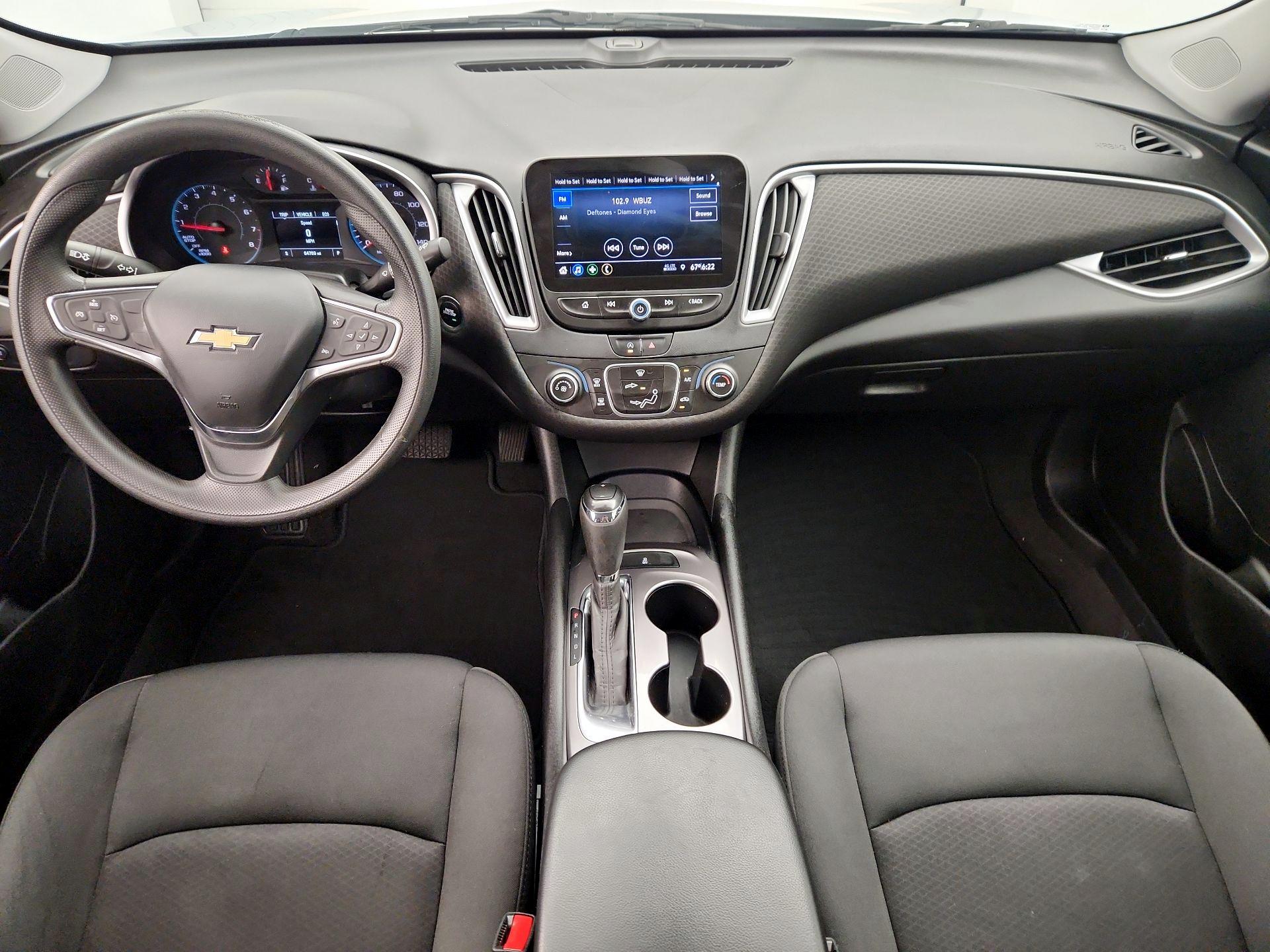 Thumbnail: 2020 Chevrolet Malibu - 9