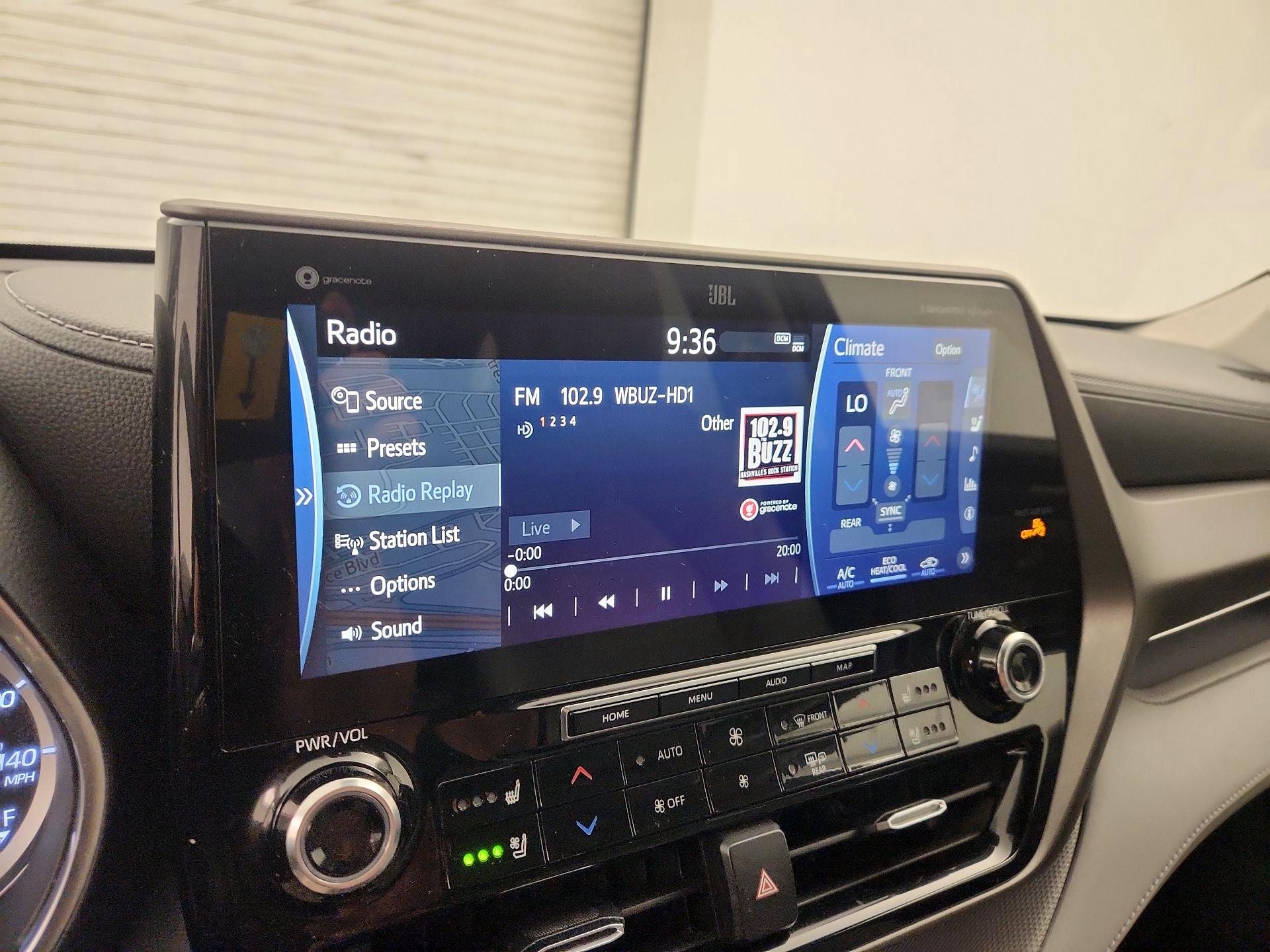 Thumbnail: 2021 Toyota Highlander - 16