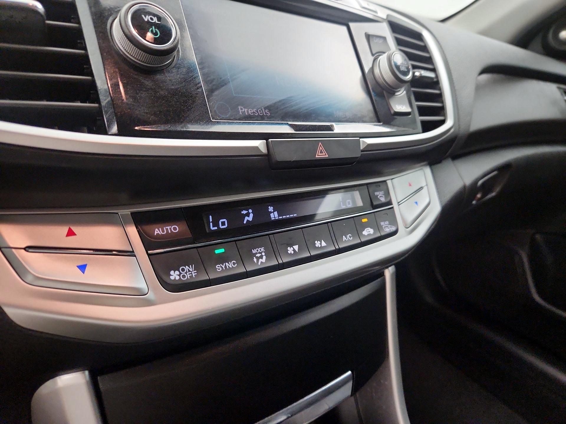 Thumbnail: 2014 Honda Accord - 16