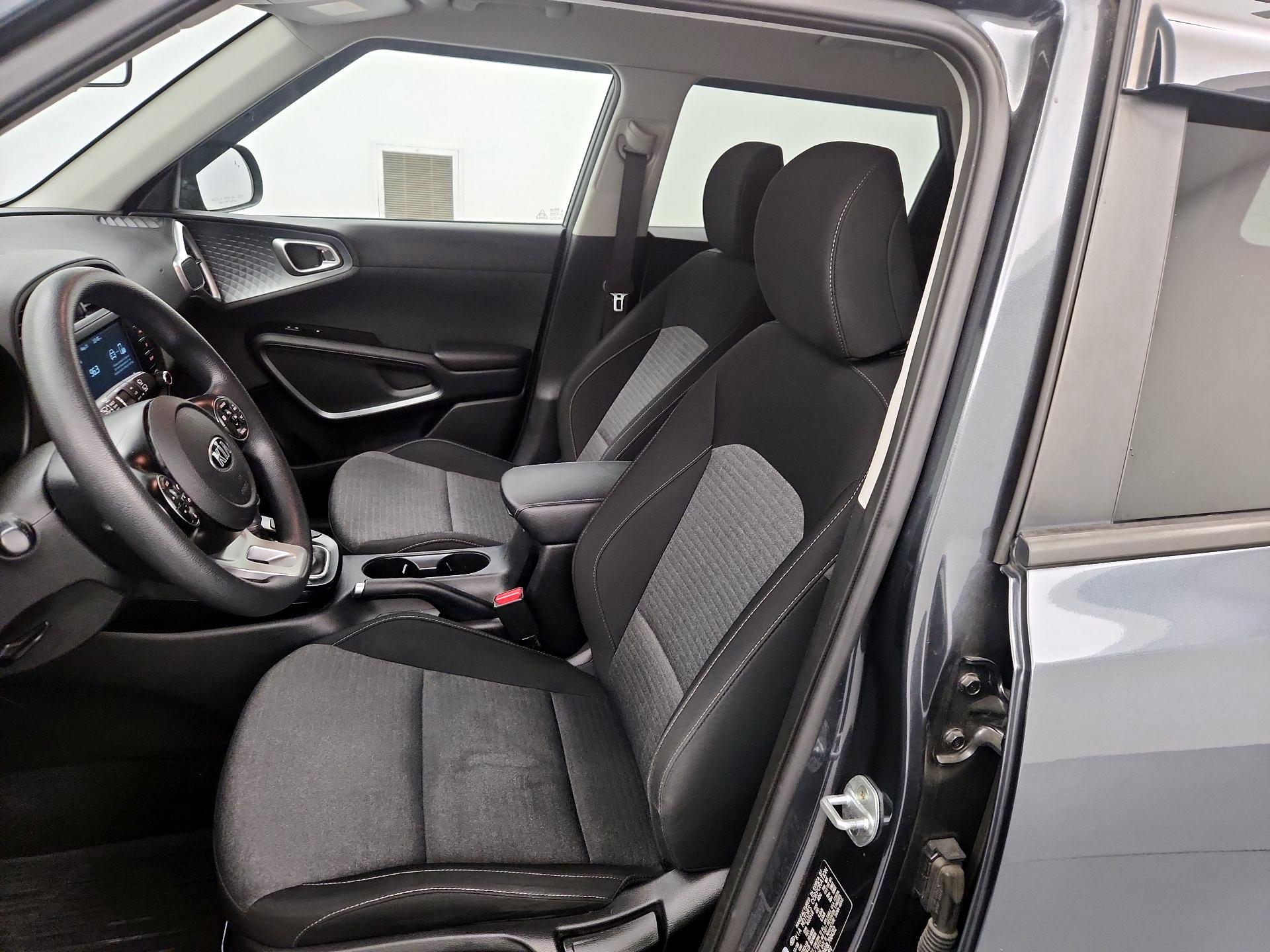 Thumbnail: 2020 Kia Soul - 11